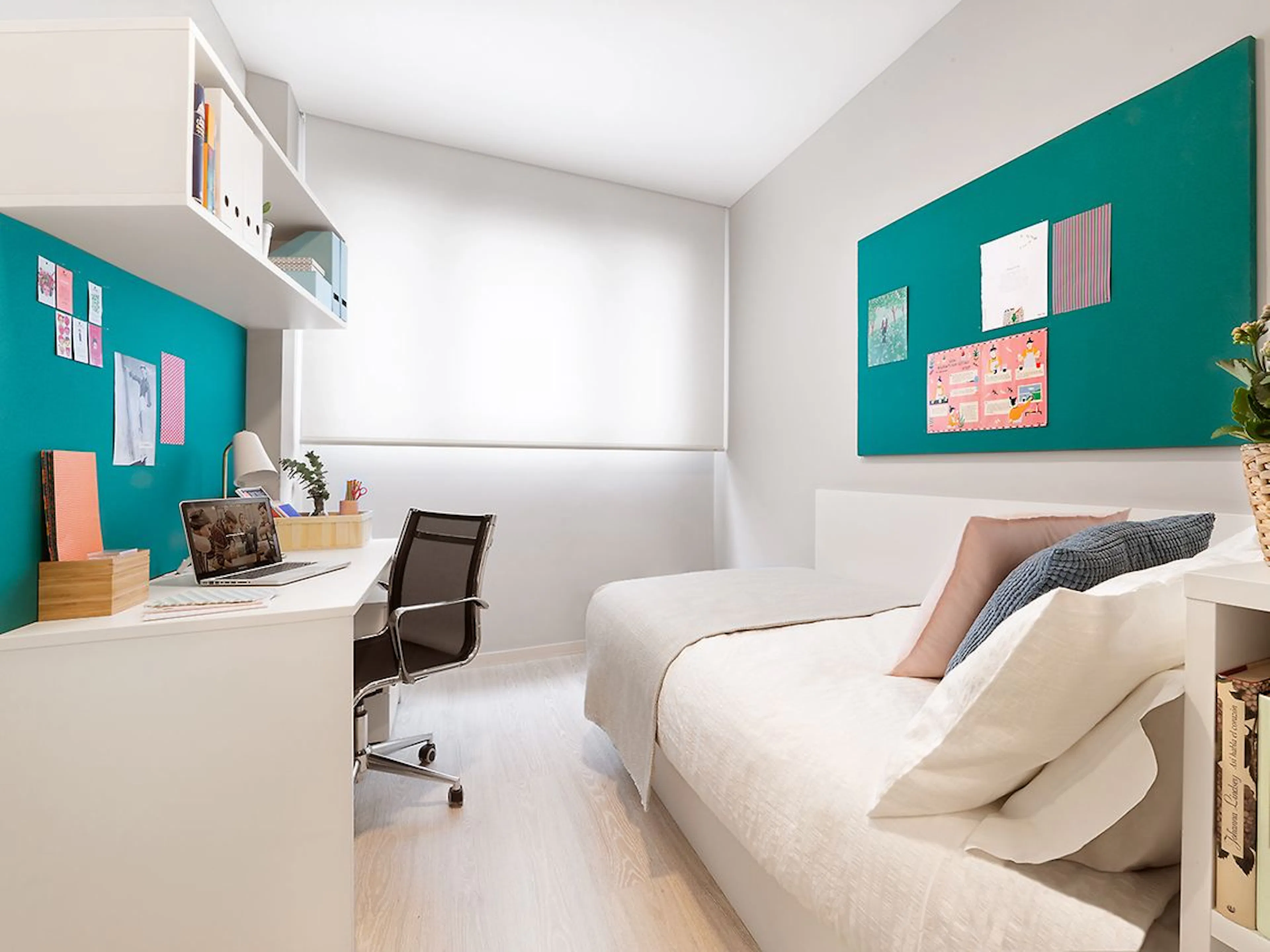 ROOM ROOM 4