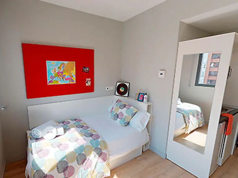 Individual Superior ROOM 2