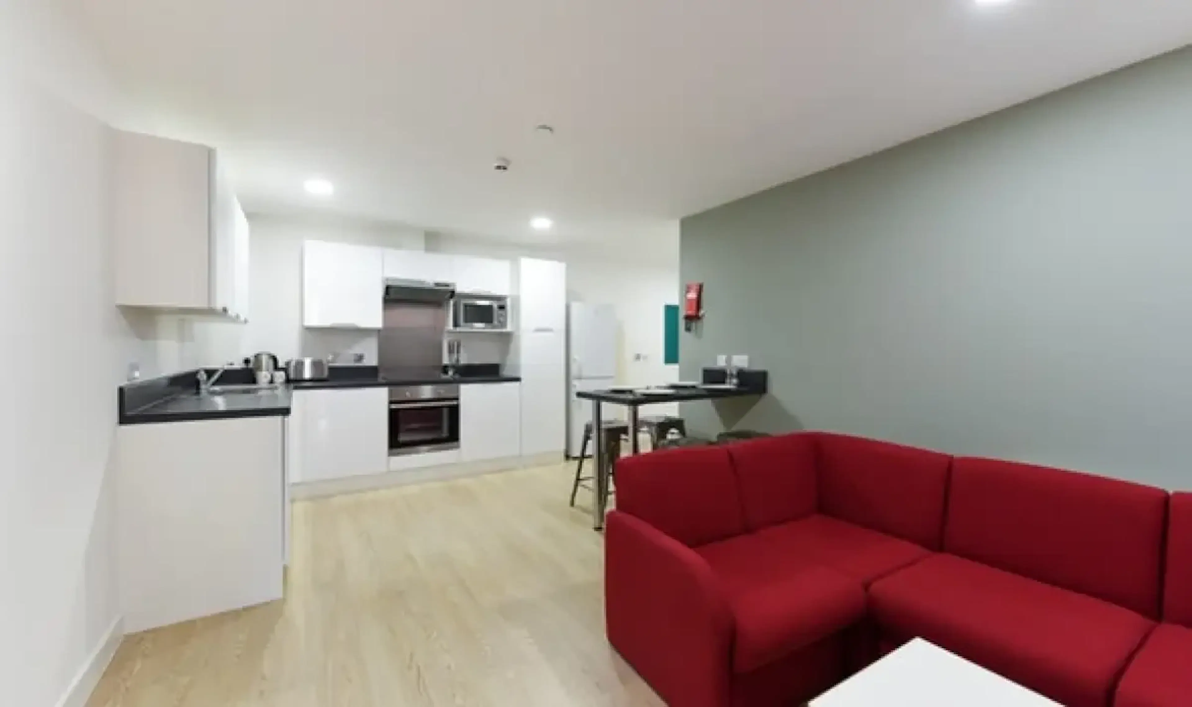Ensuite Gold KITCHEN 4