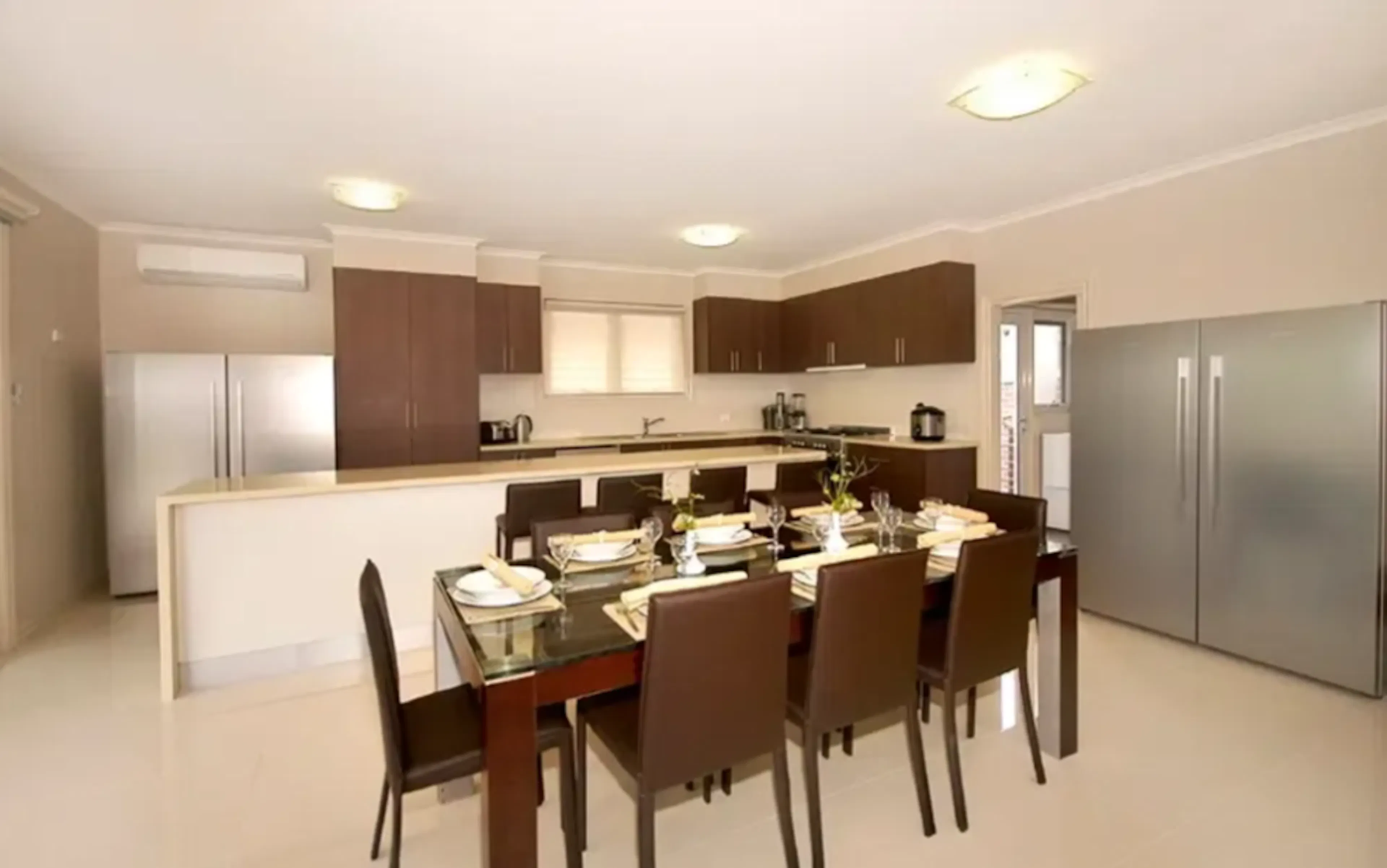Room 4 KITCHEN 4