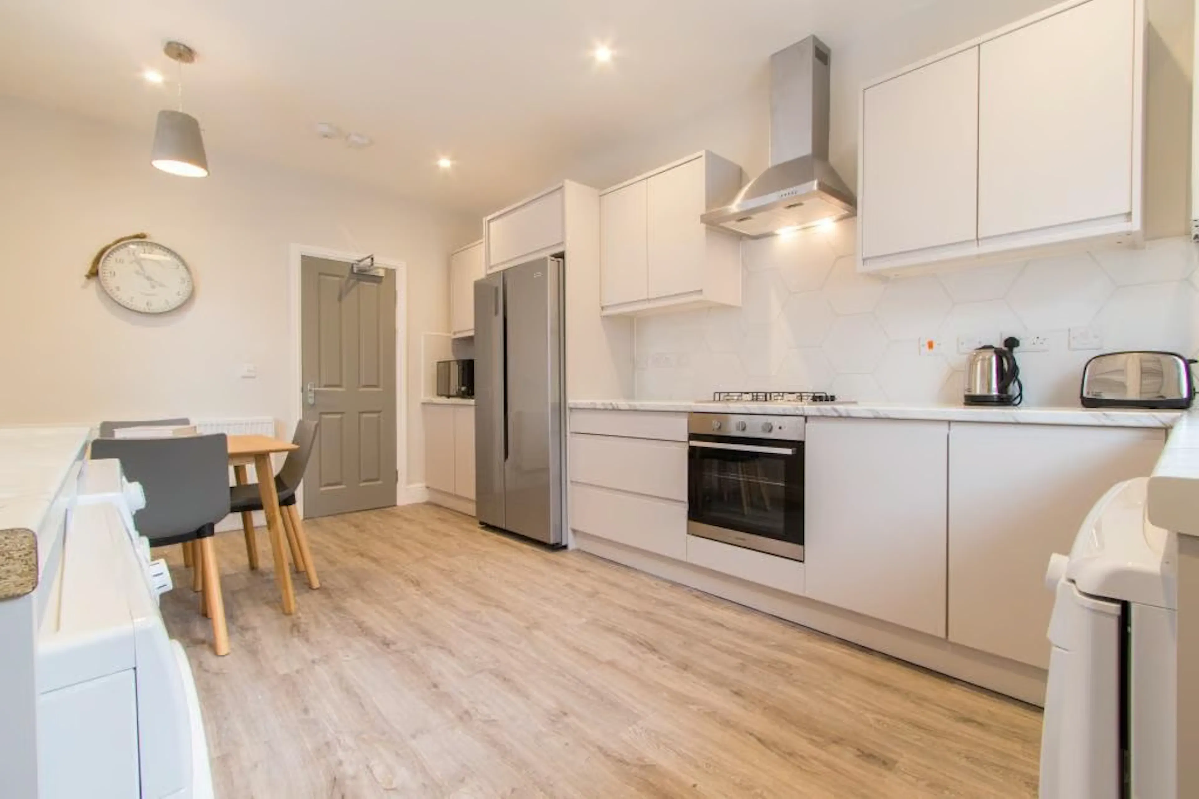 5 Bedroom Apartment KITCHEN 1