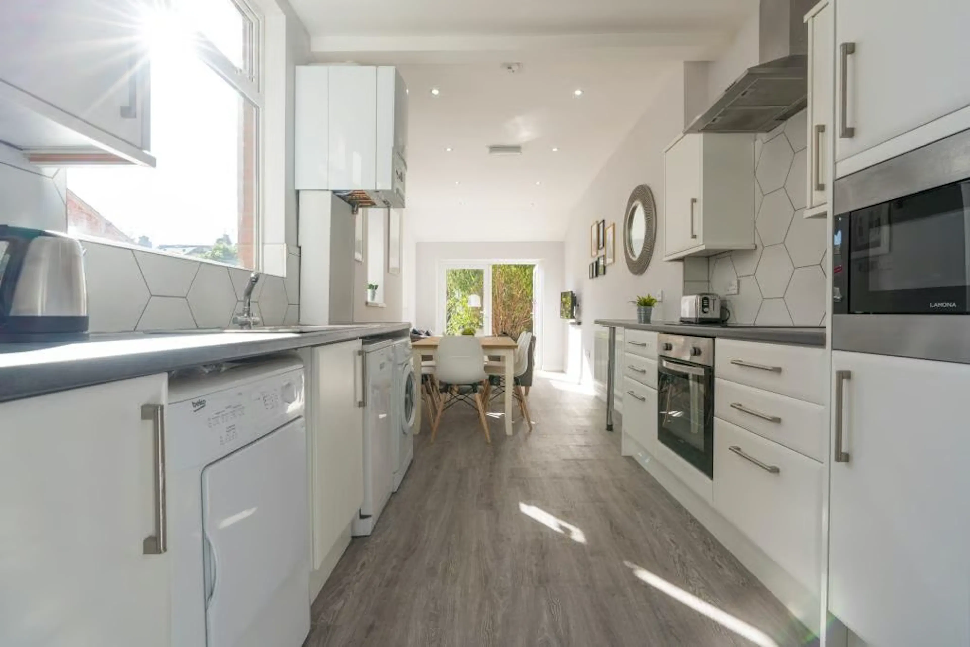 6 Bedroom Apartment KITCHEN 1