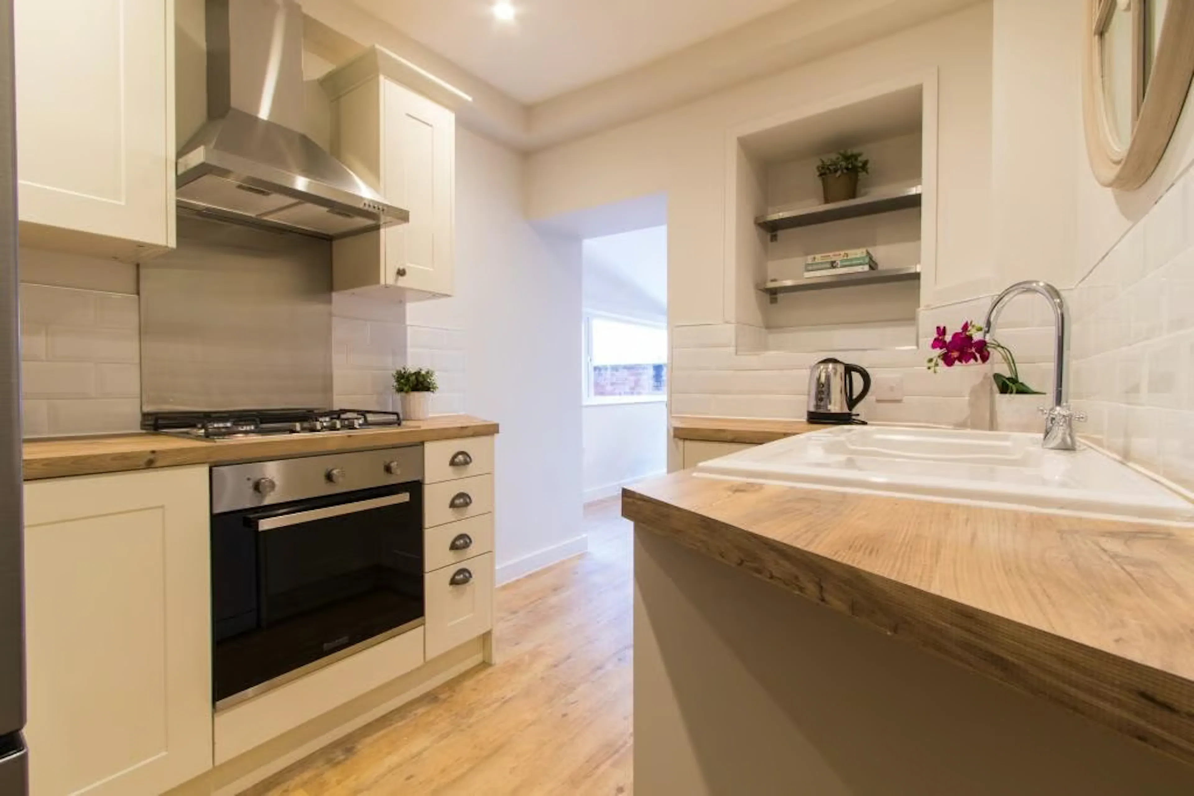 5 Bedroom Apartment KITCHEN 1