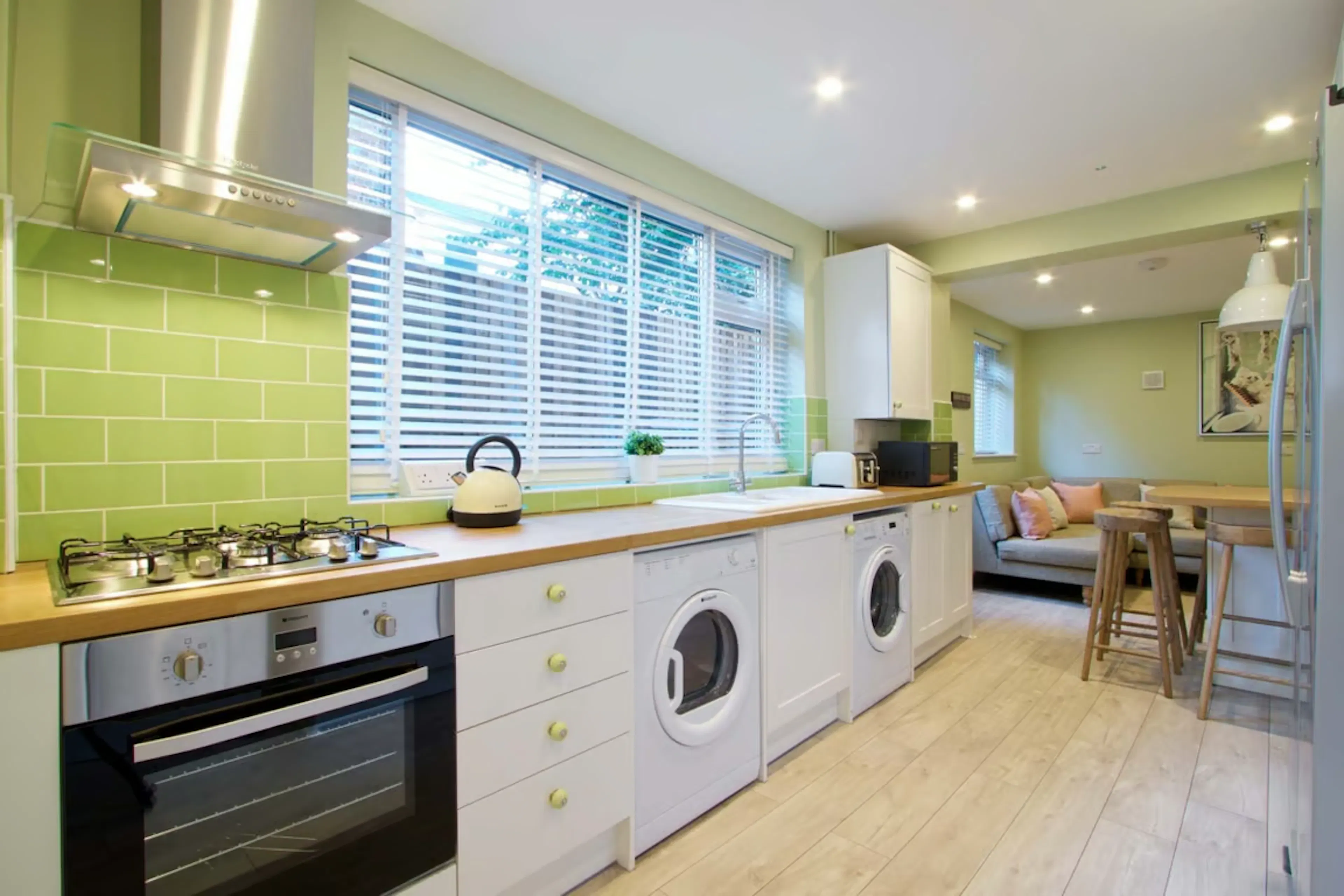 6 Bedroom Apartment KITCHEN 1