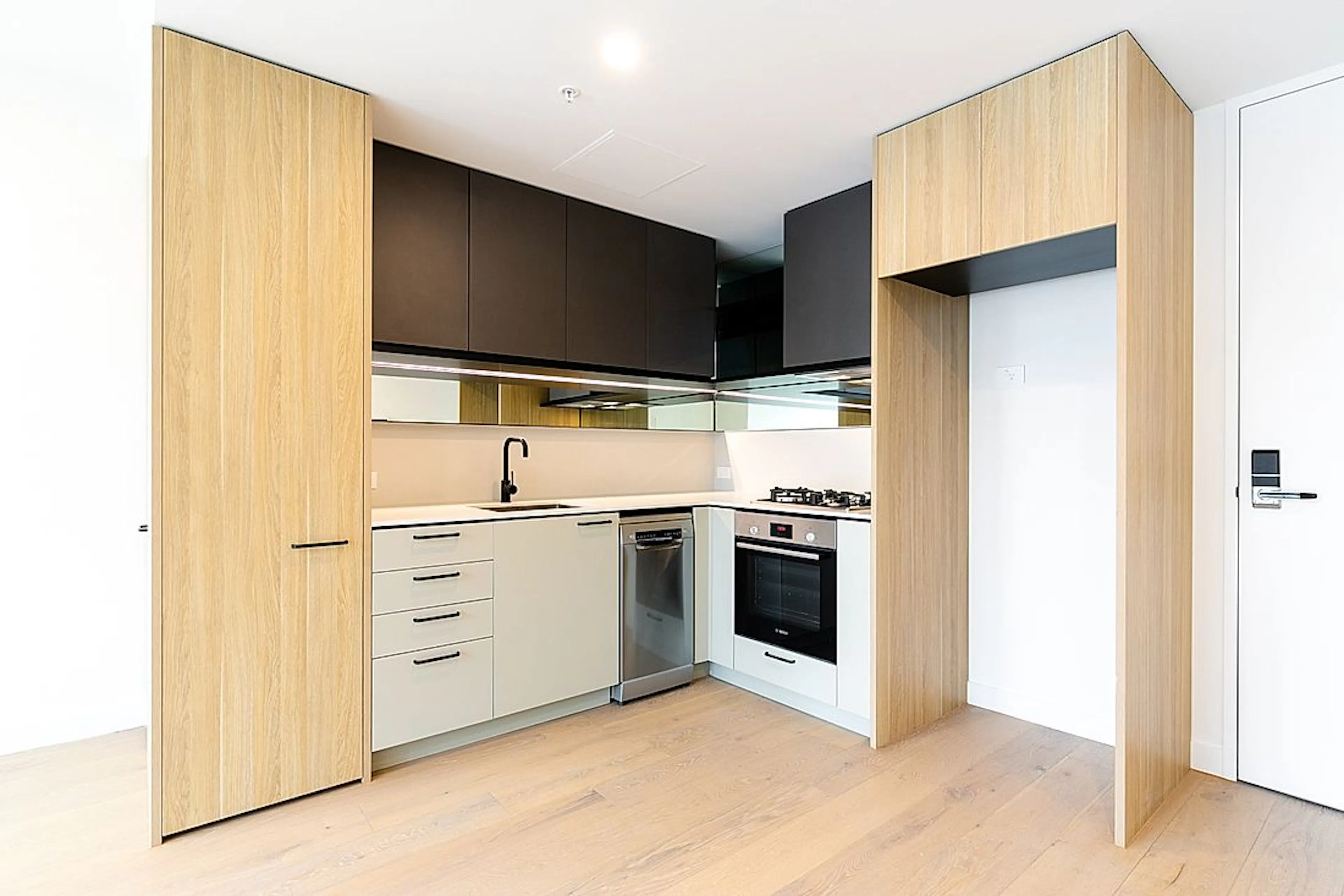 1 Bedroom Apartment KITCHEN 2