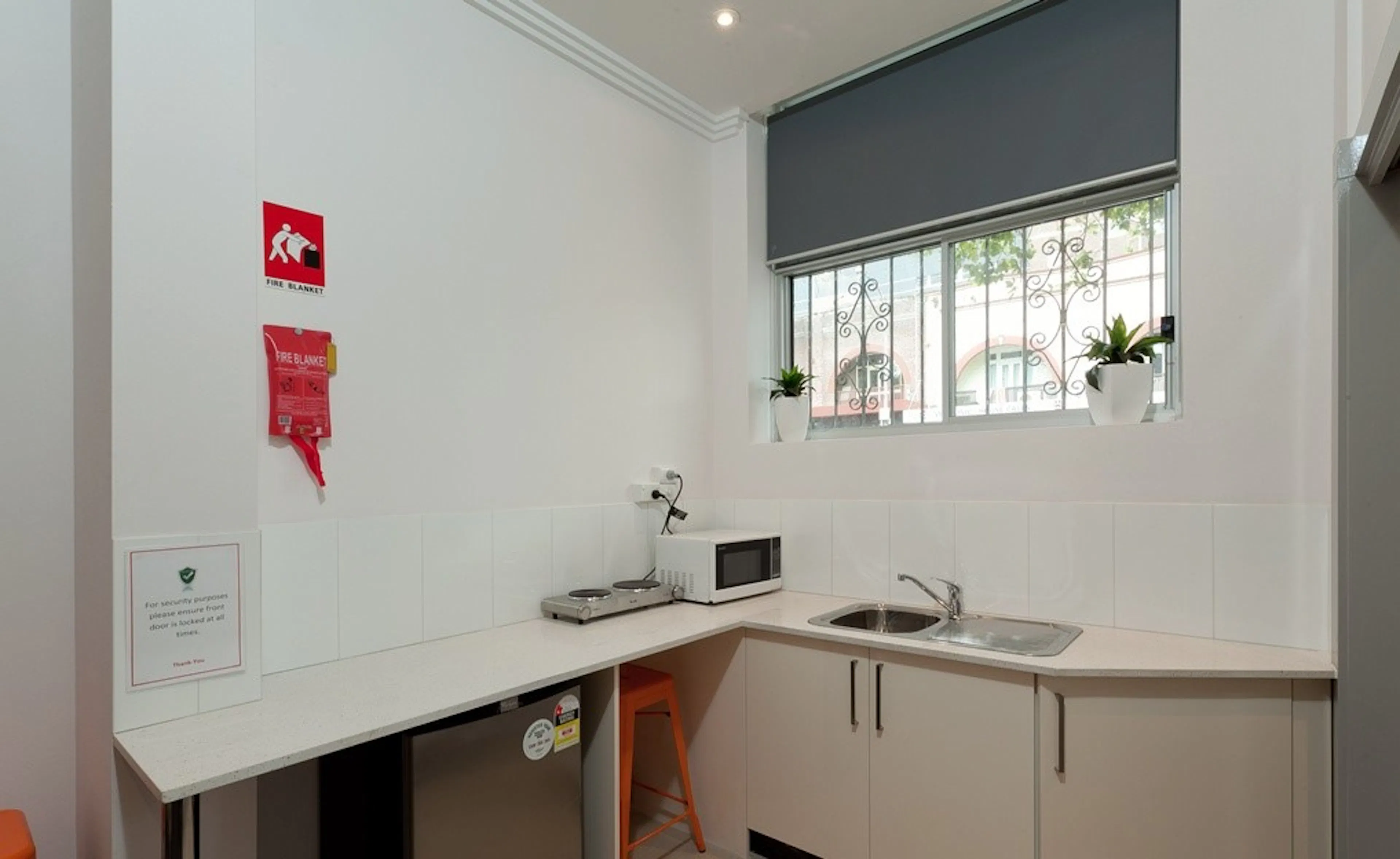 ROOM ROOM 3
