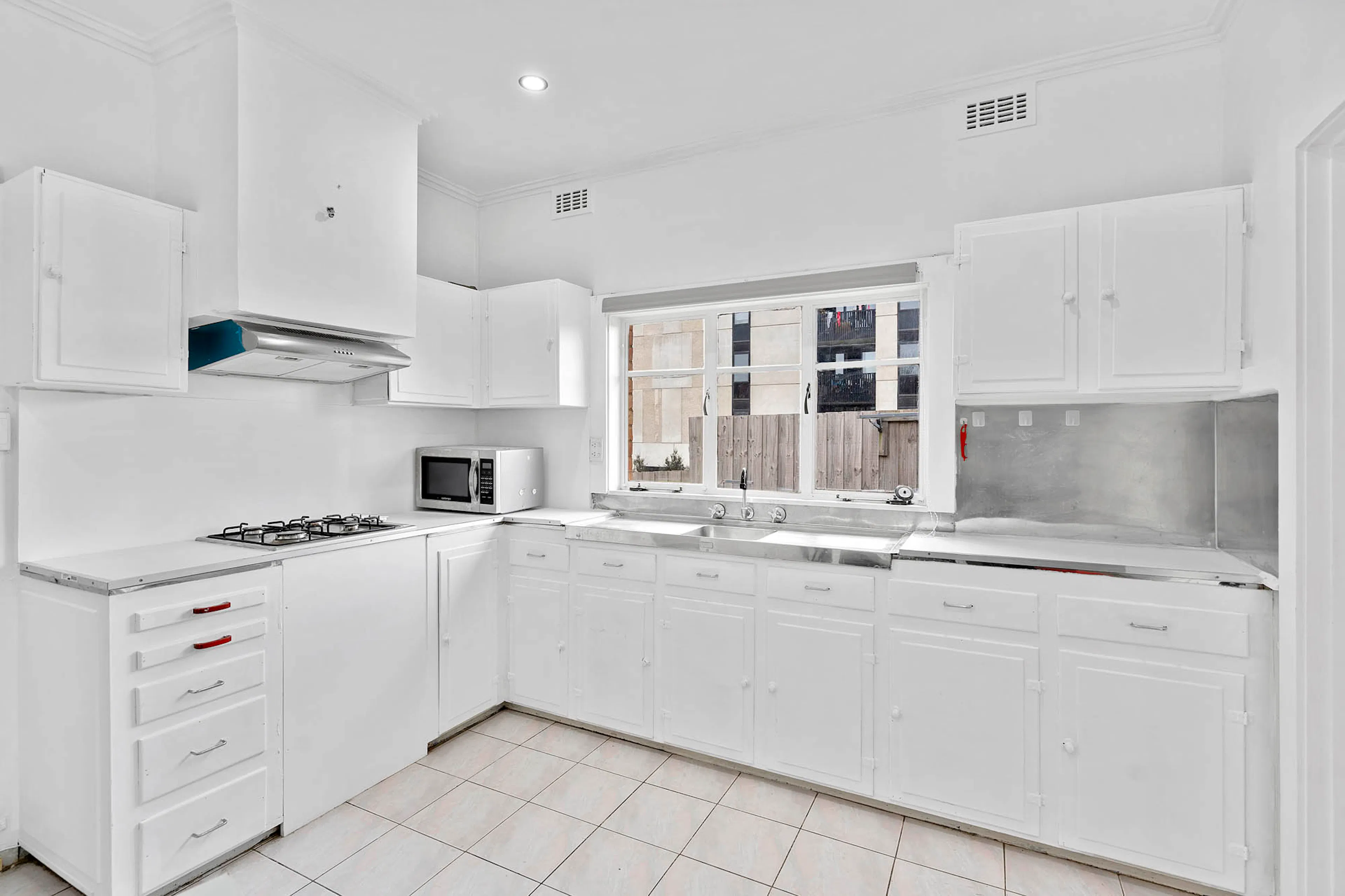 Double Room KITCHEN 4