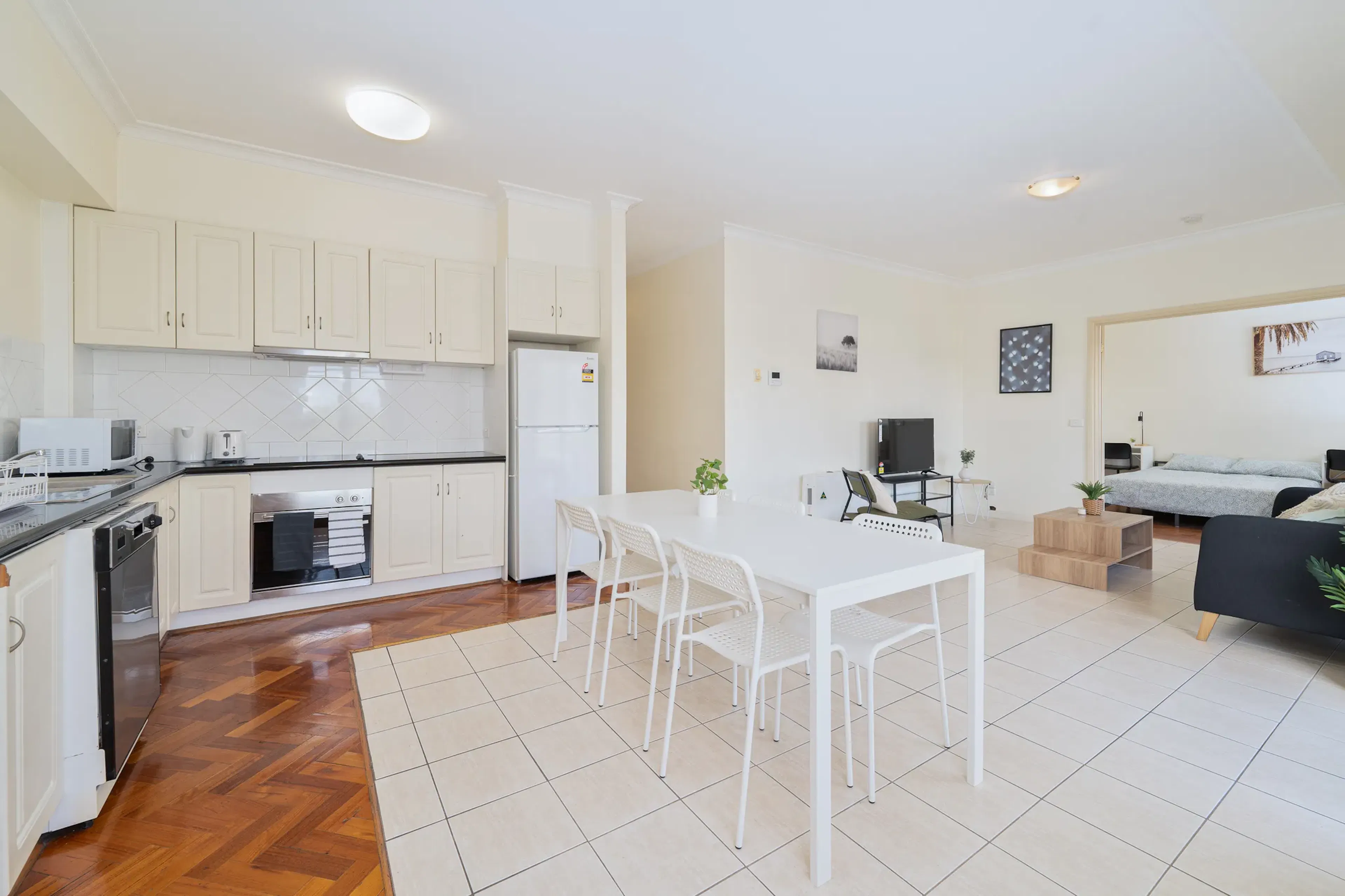 Room 1 (Non - Ensuite) KITCHEN 2