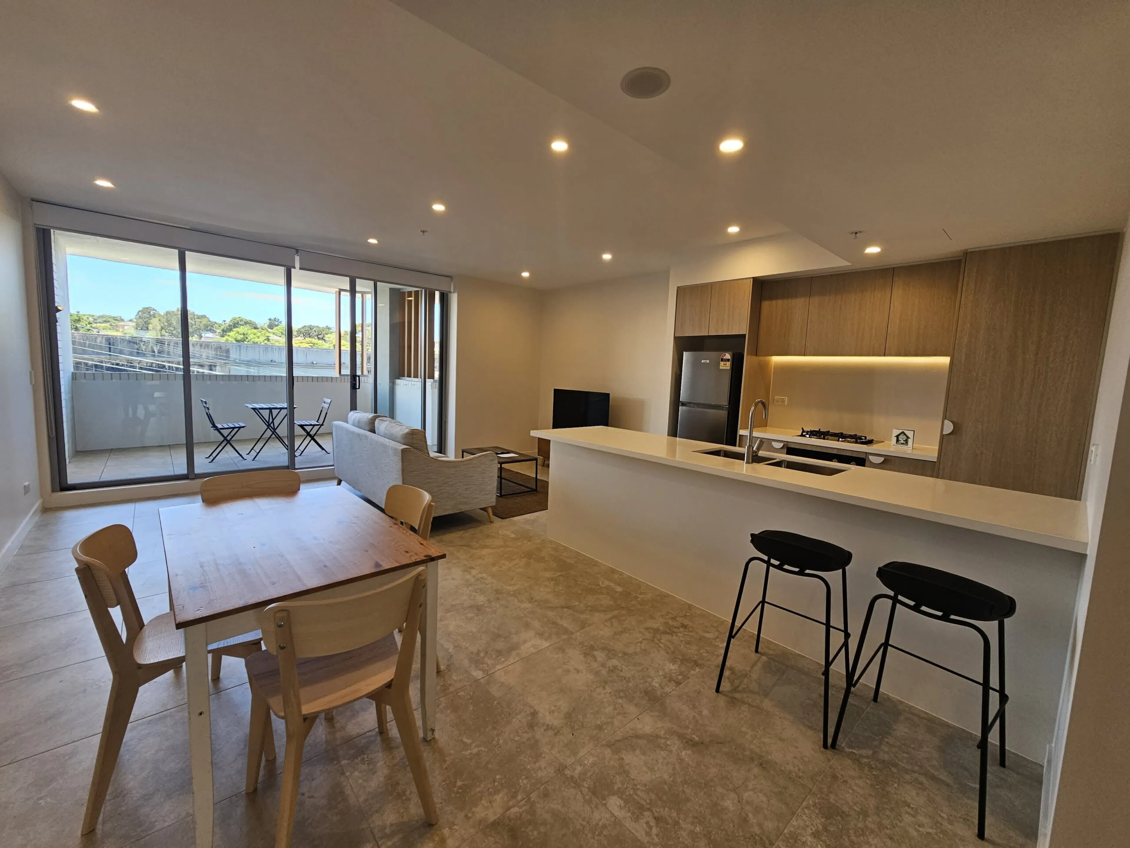 3 Bedroom 2 Bathroom KITCHEN 1