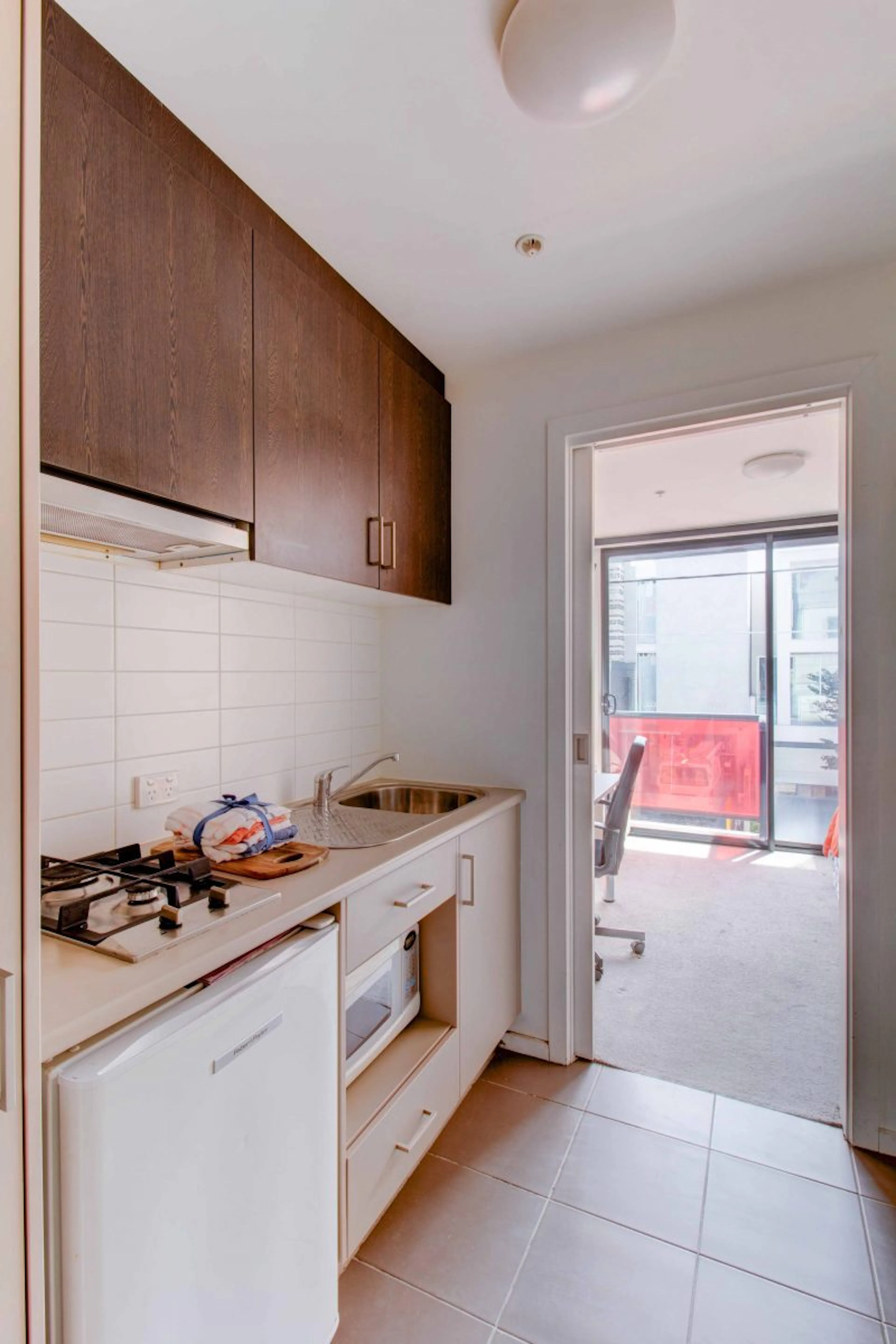 Large Studio KITCHEN 1