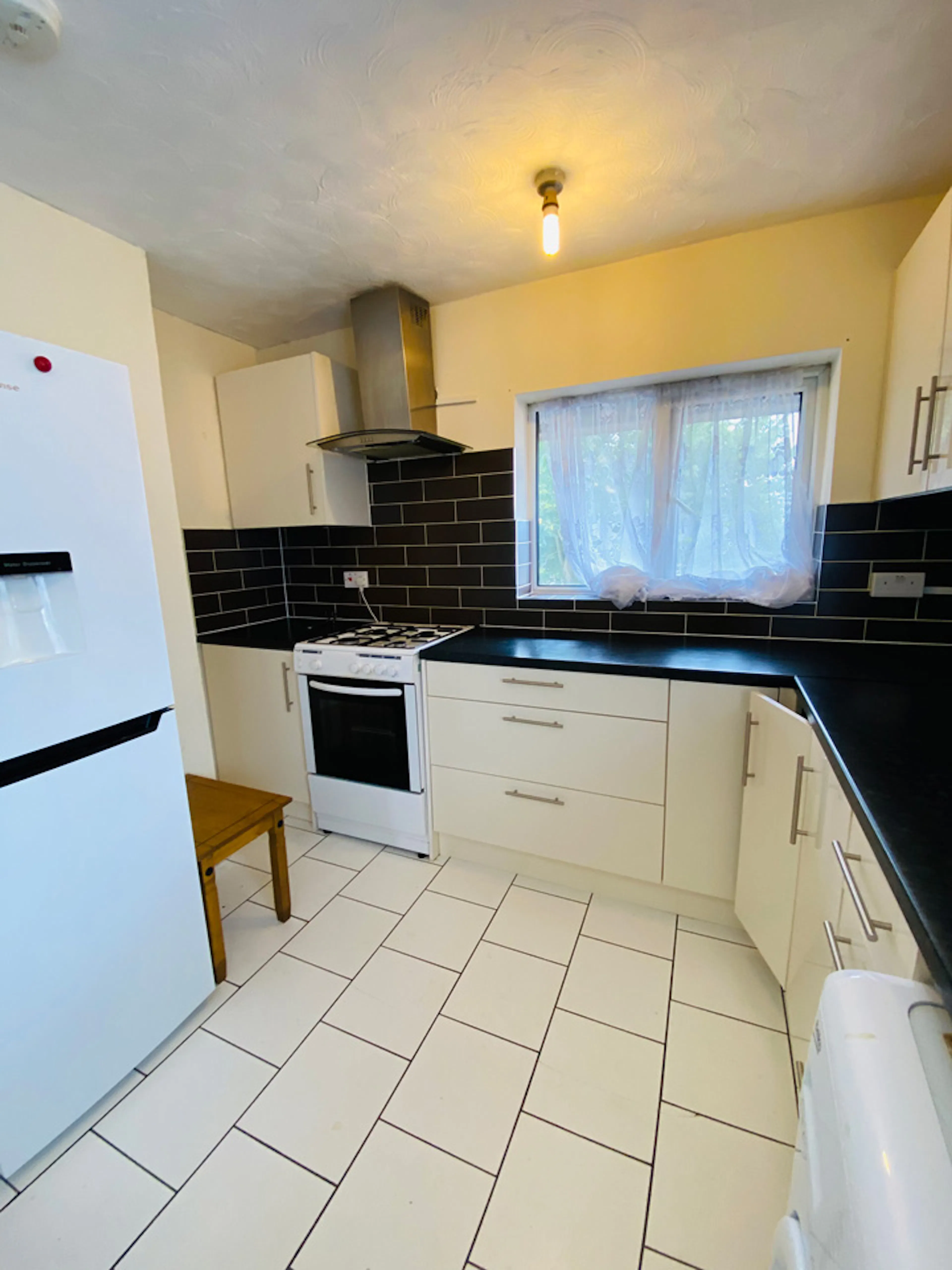 3 Bedroom Apartment KITCHEN 4