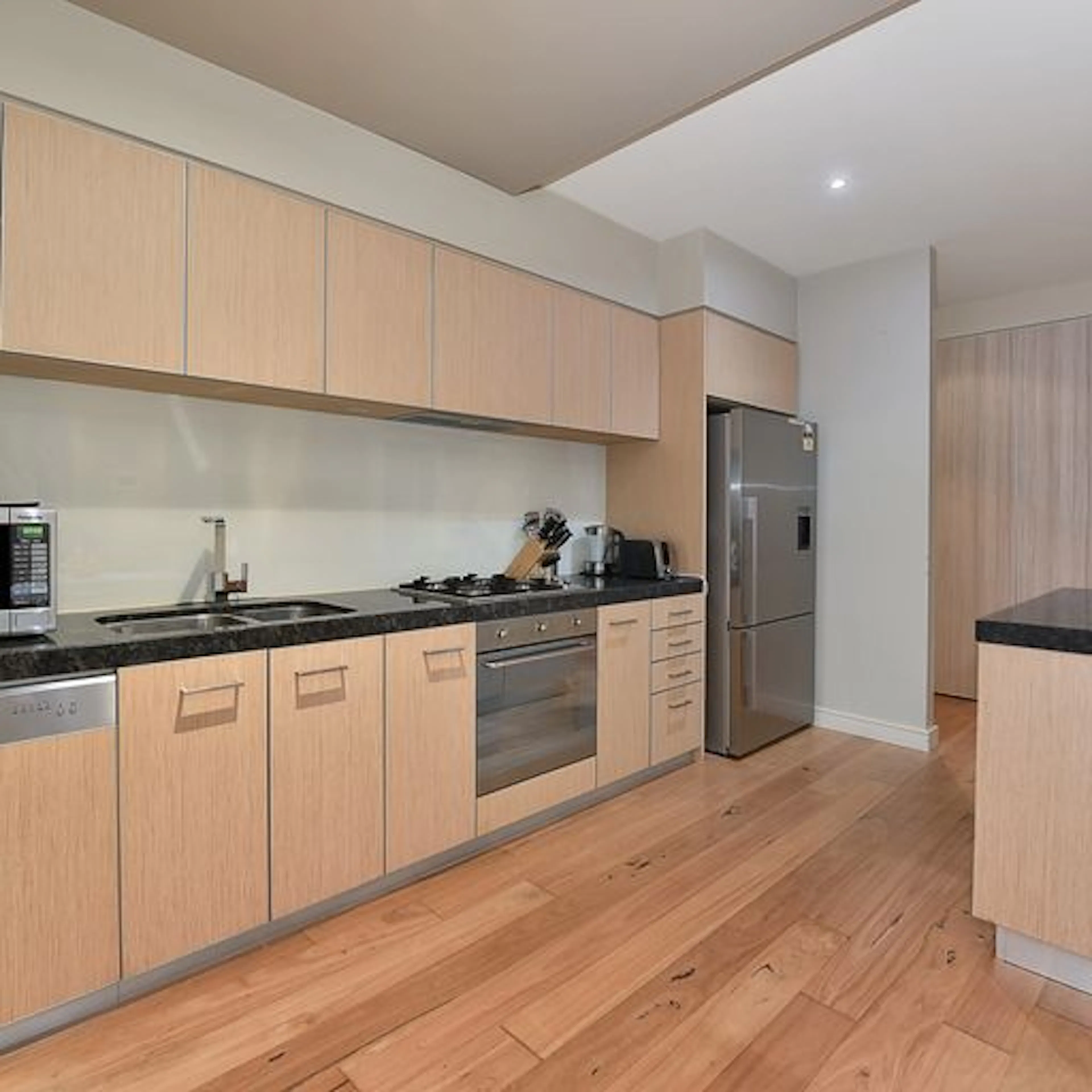 Apartment 1414 KITCHEN 2