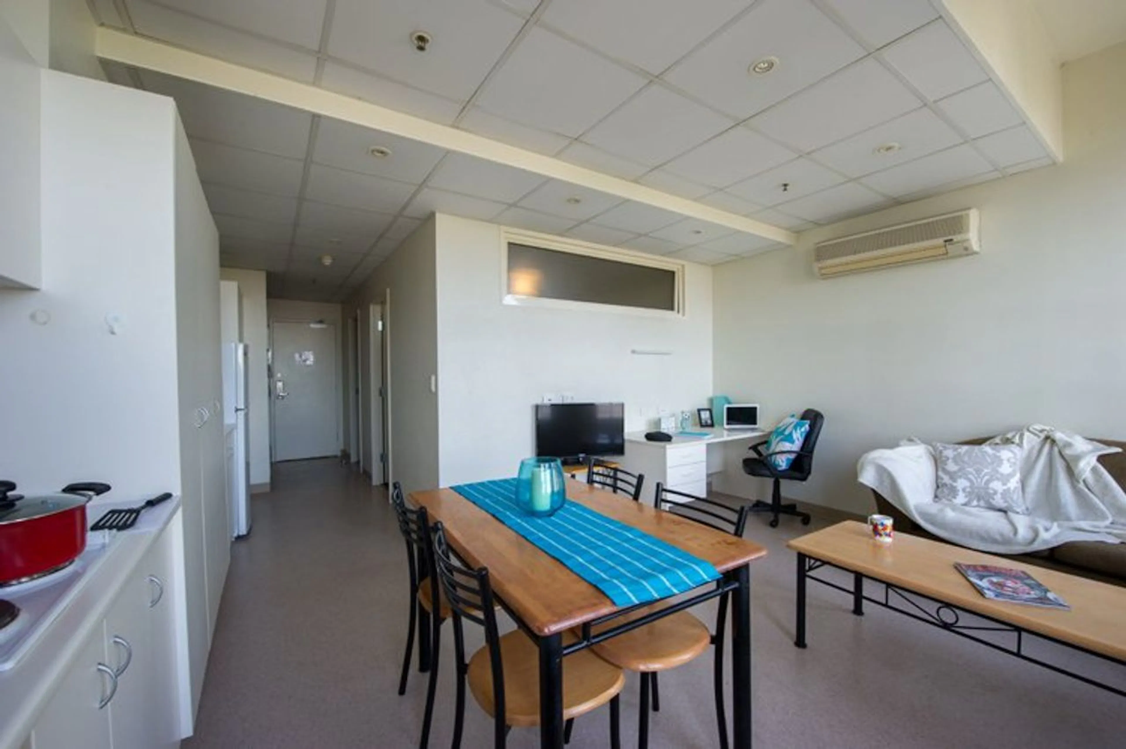 1 Bedroom KITCHEN 1