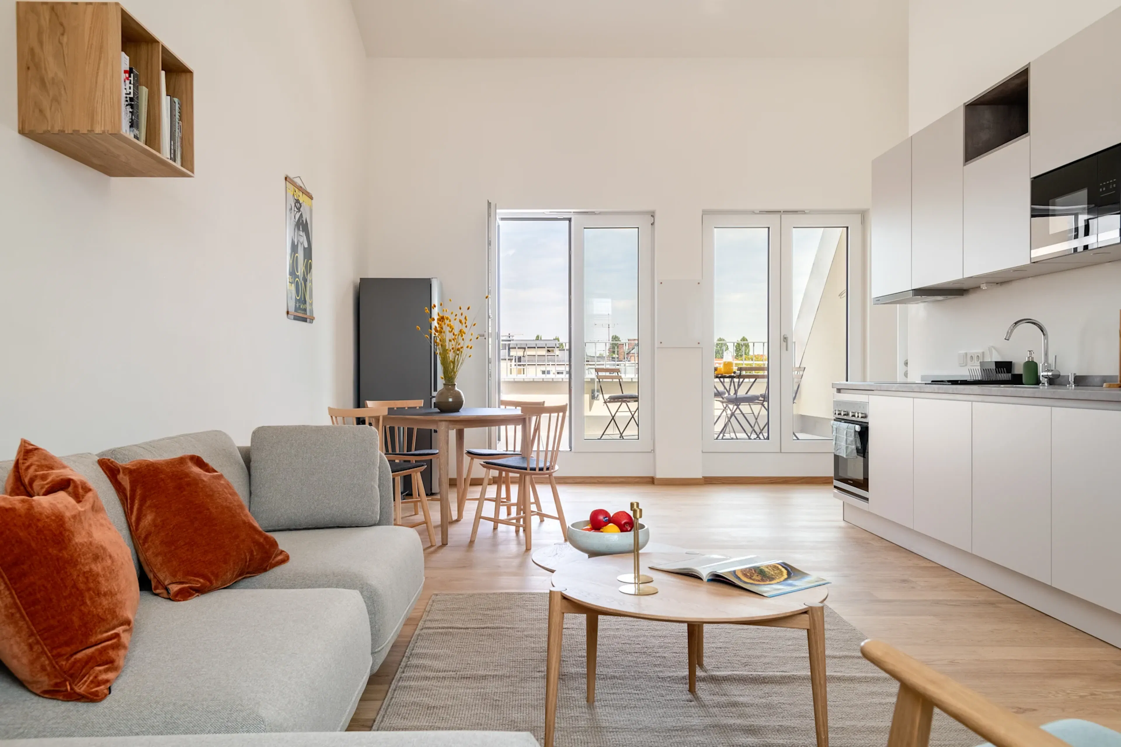 Room 1 Standard+ KITCHEN 2