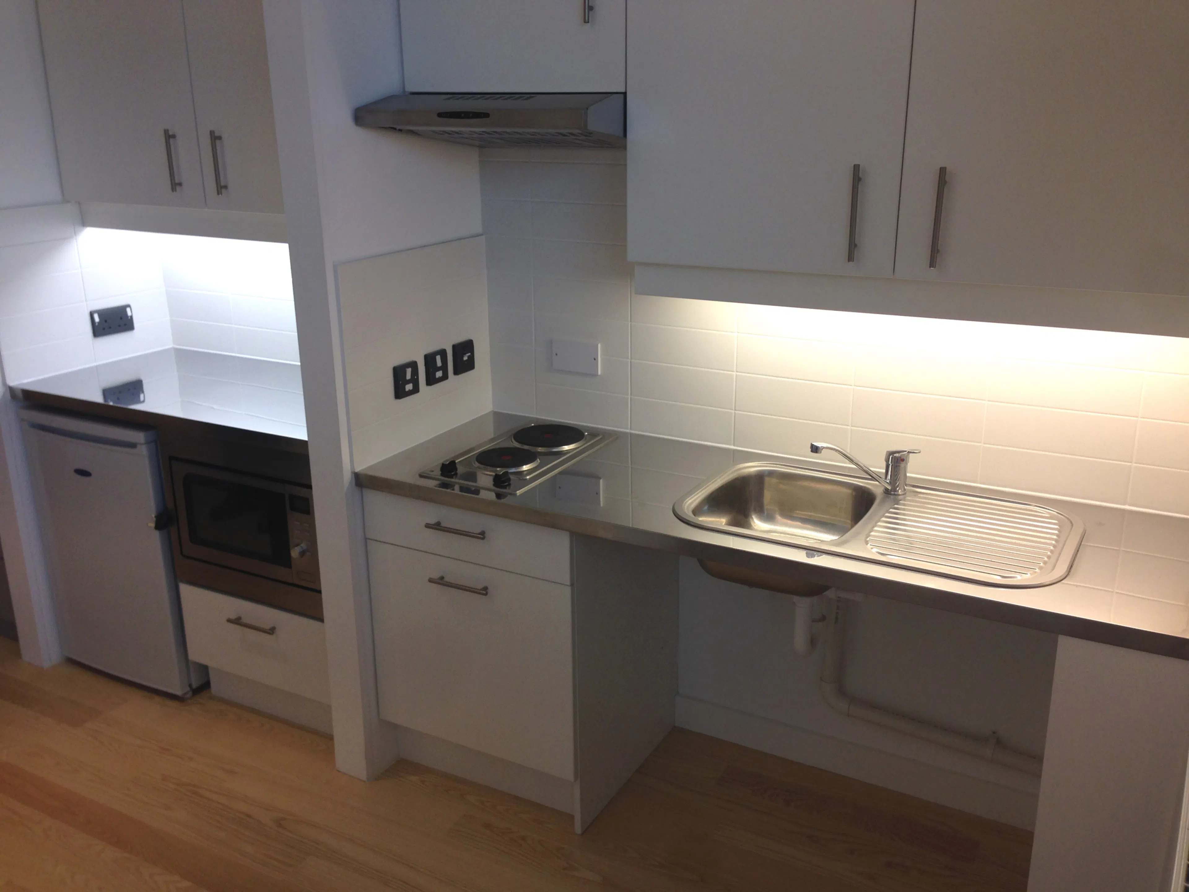 Studio KITCHEN 3