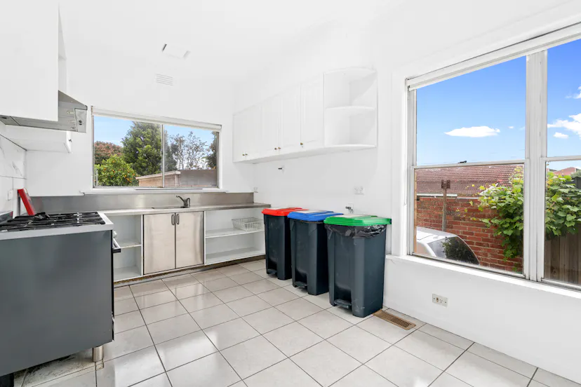 Property video thumbnail 1