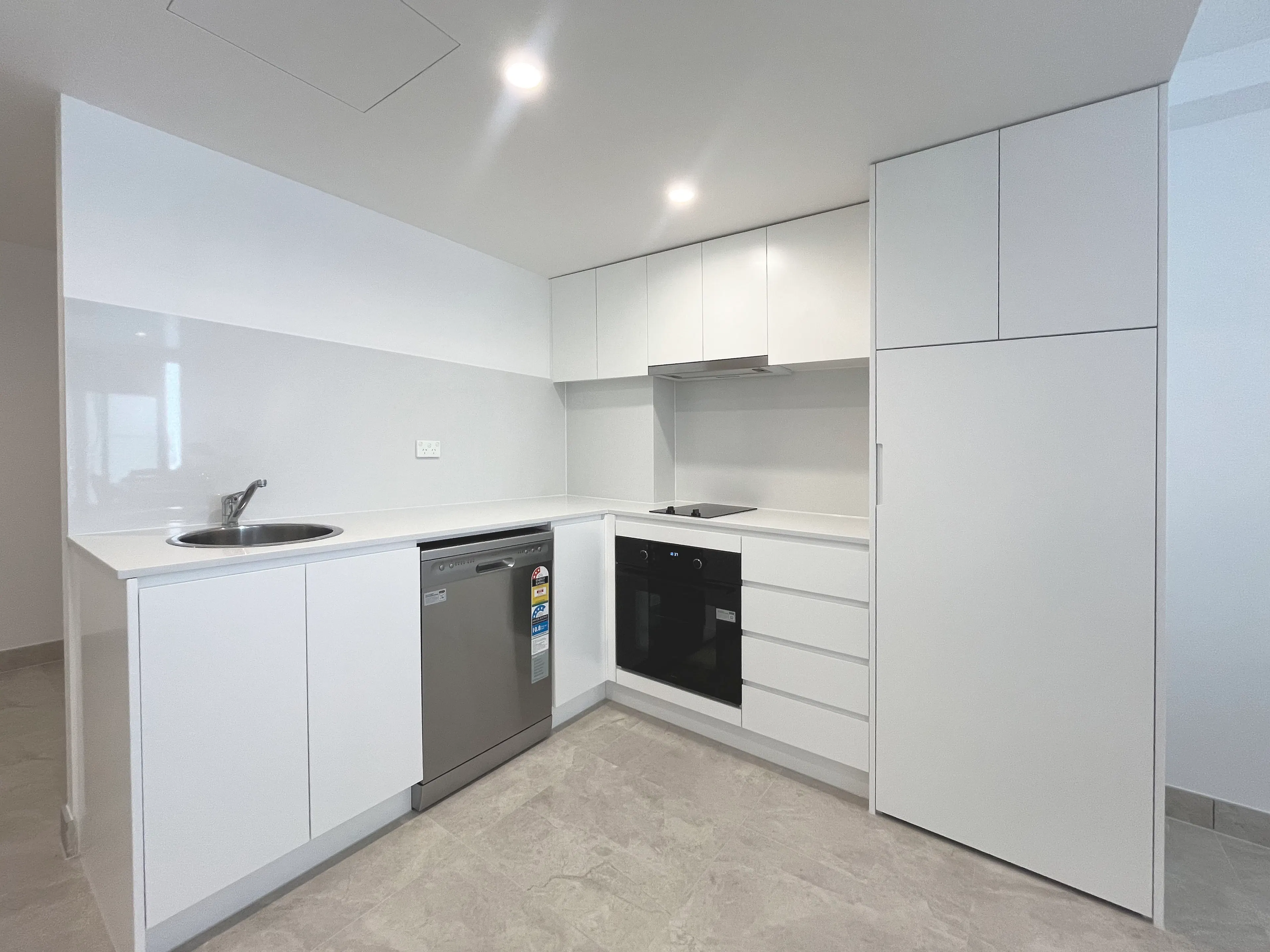 1 Bedroom Apartment KITCHEN 2