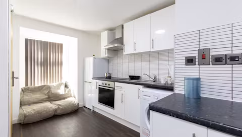 1-west-walk-leicester-KITCHEN