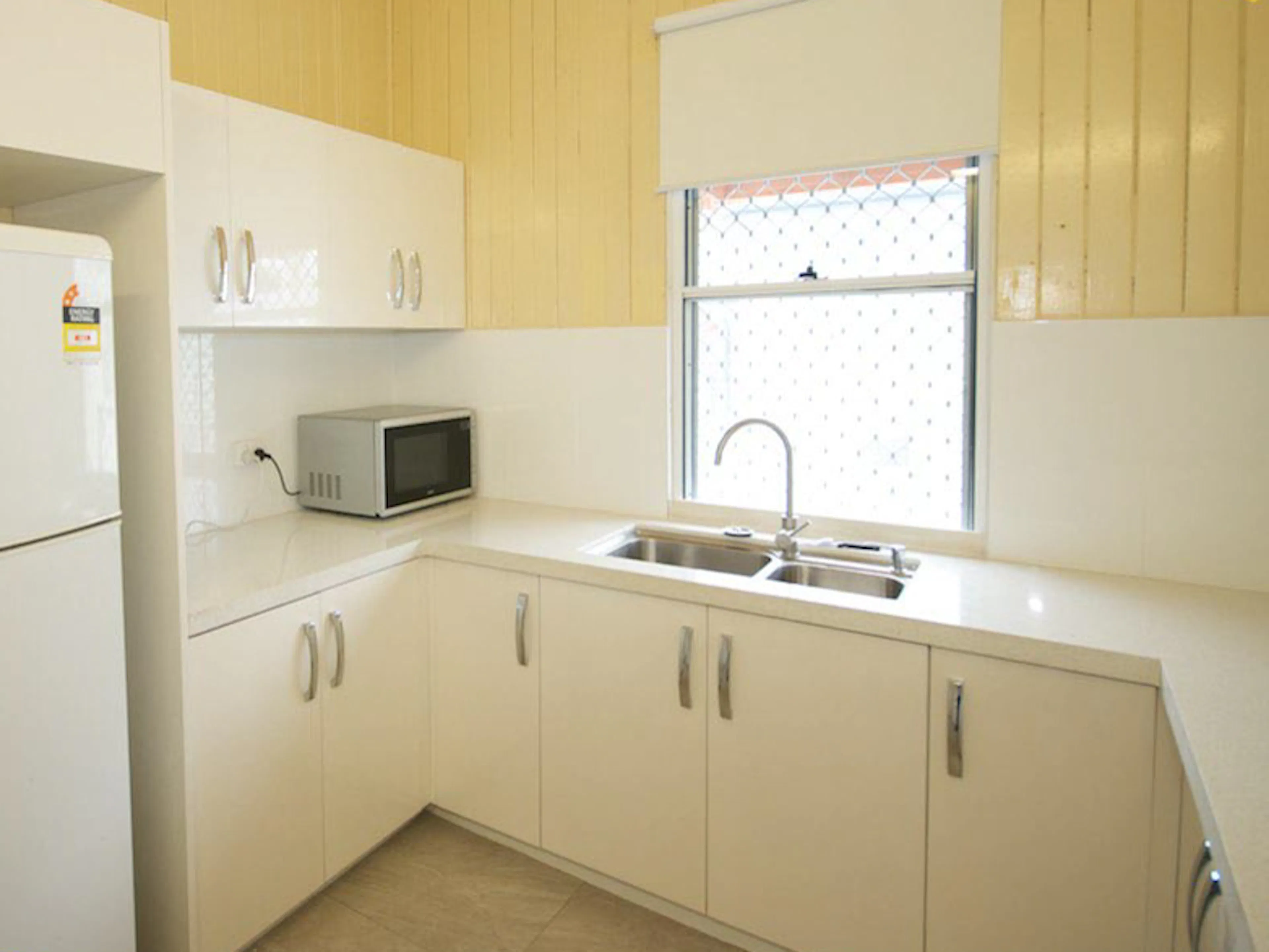 Standard Room KITCHEN 2