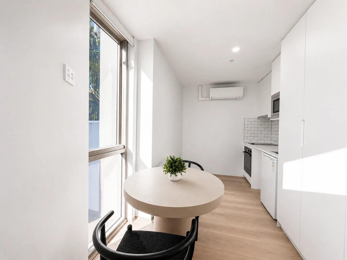 Studio Room KITCHEN 1
