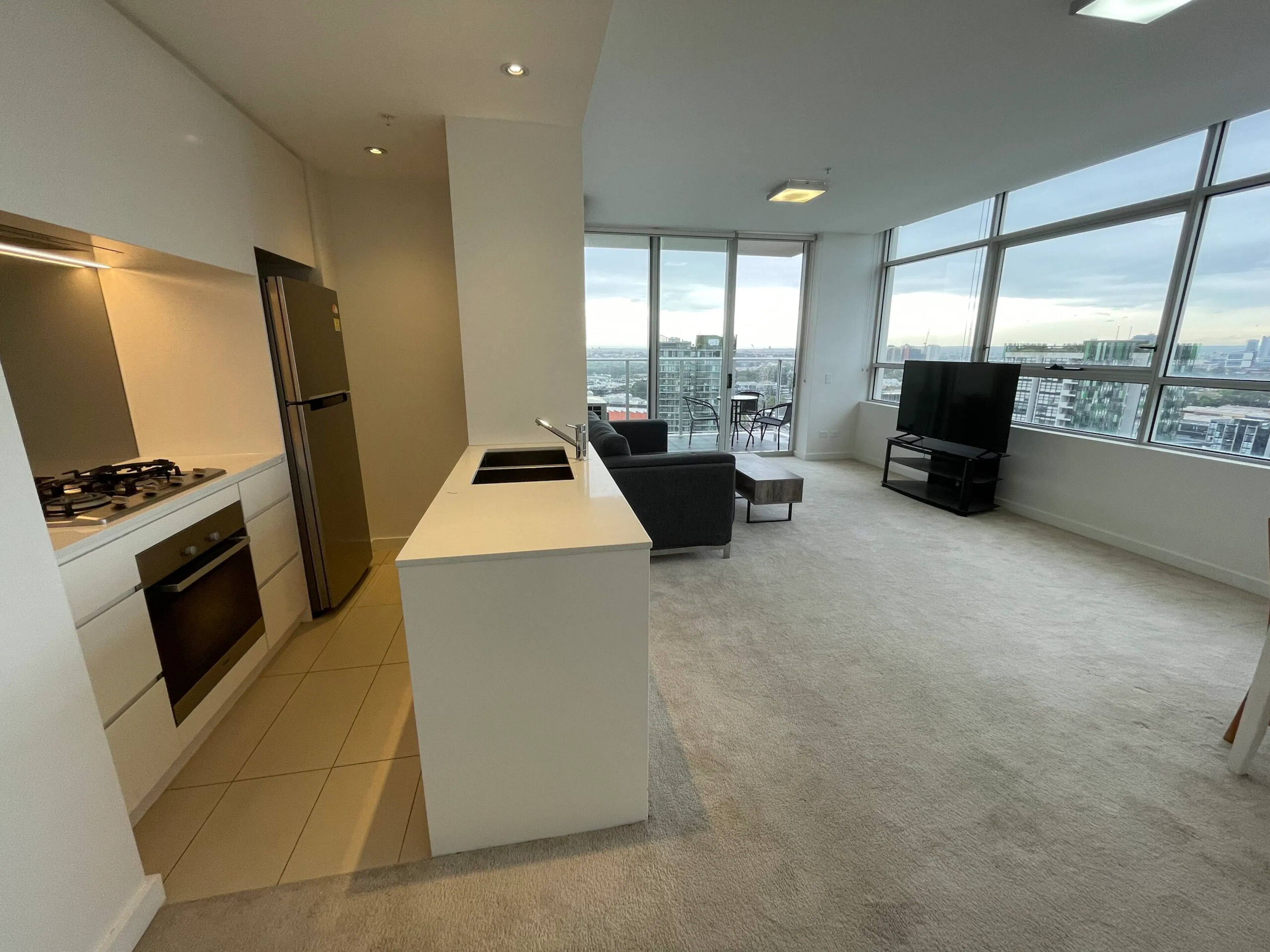 2 Bedroom, 2 Bathroom Apartment KITCHEN 4