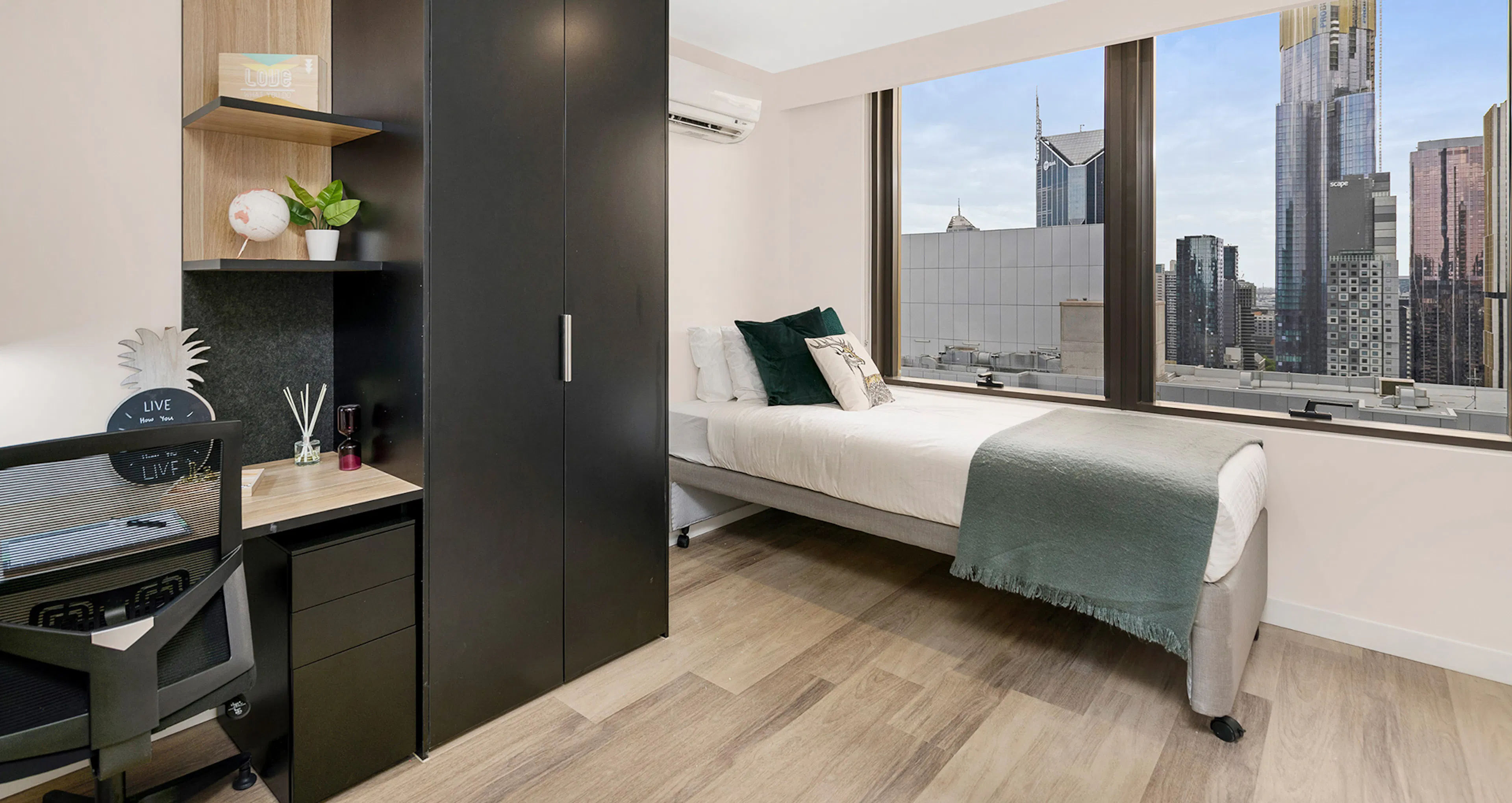 Large Twin Studio ROOM 4
