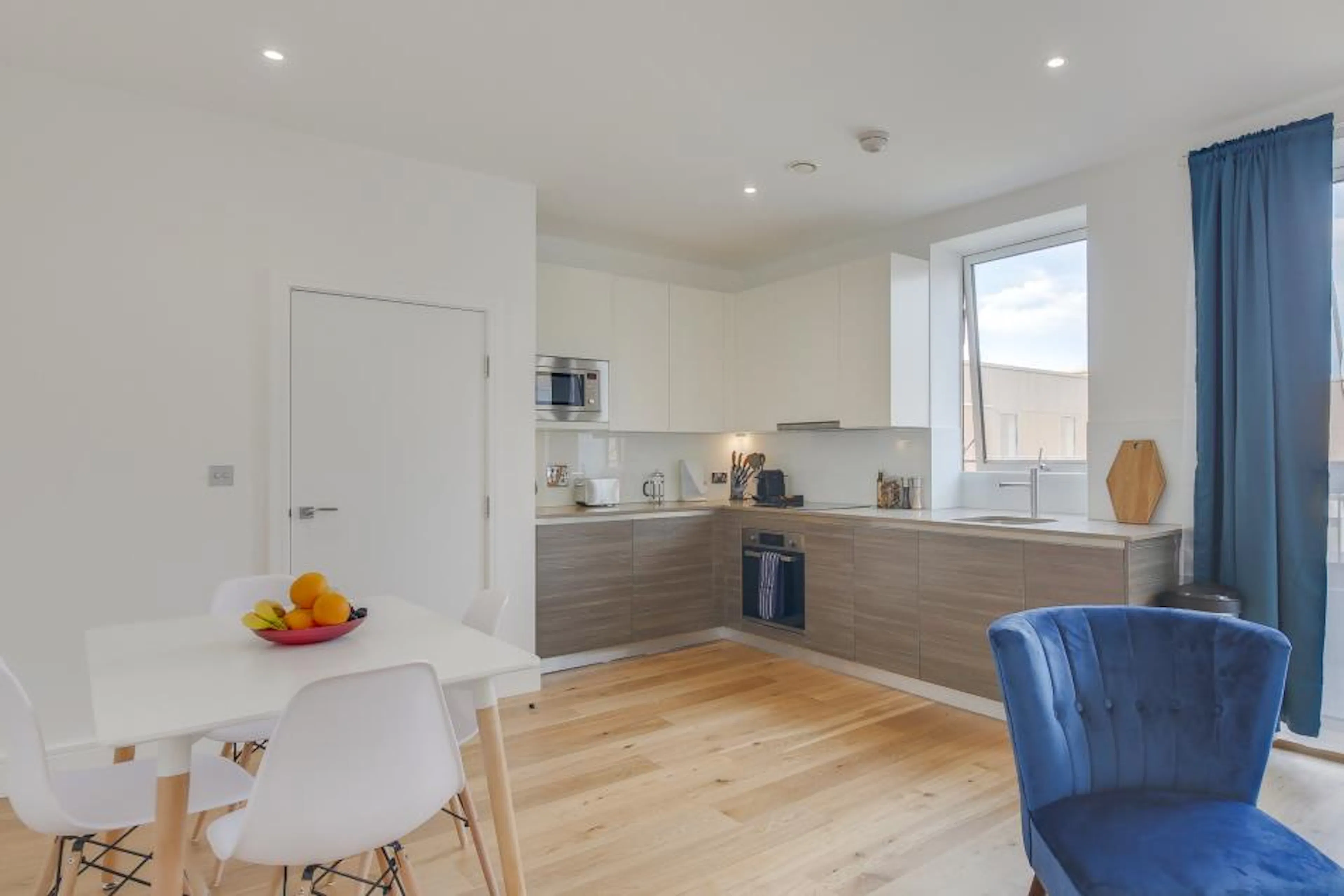 1 Bed Apartment KITCHEN 2