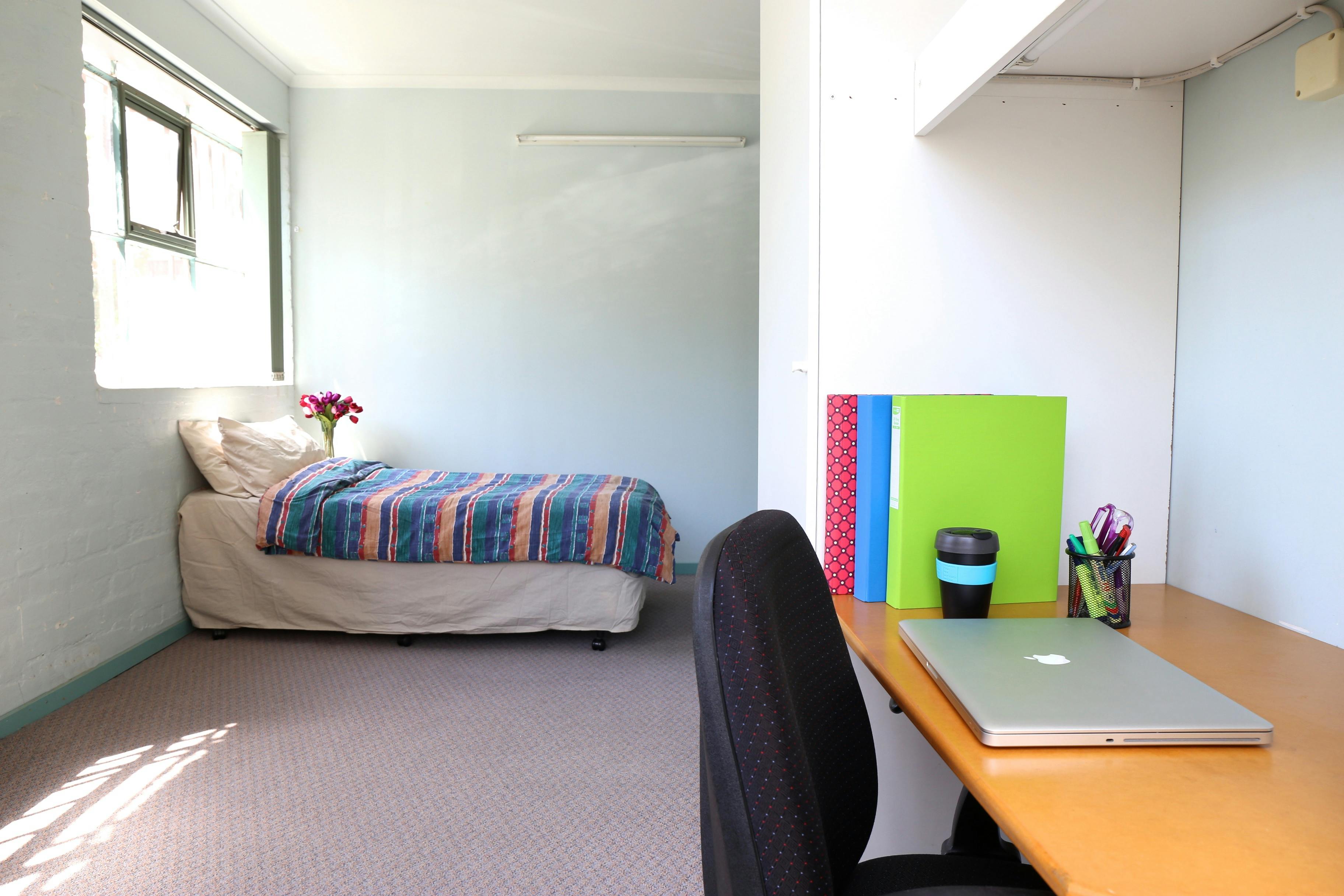 bouverie-residence-melbourne-4 or 5 Bedroom Apartment