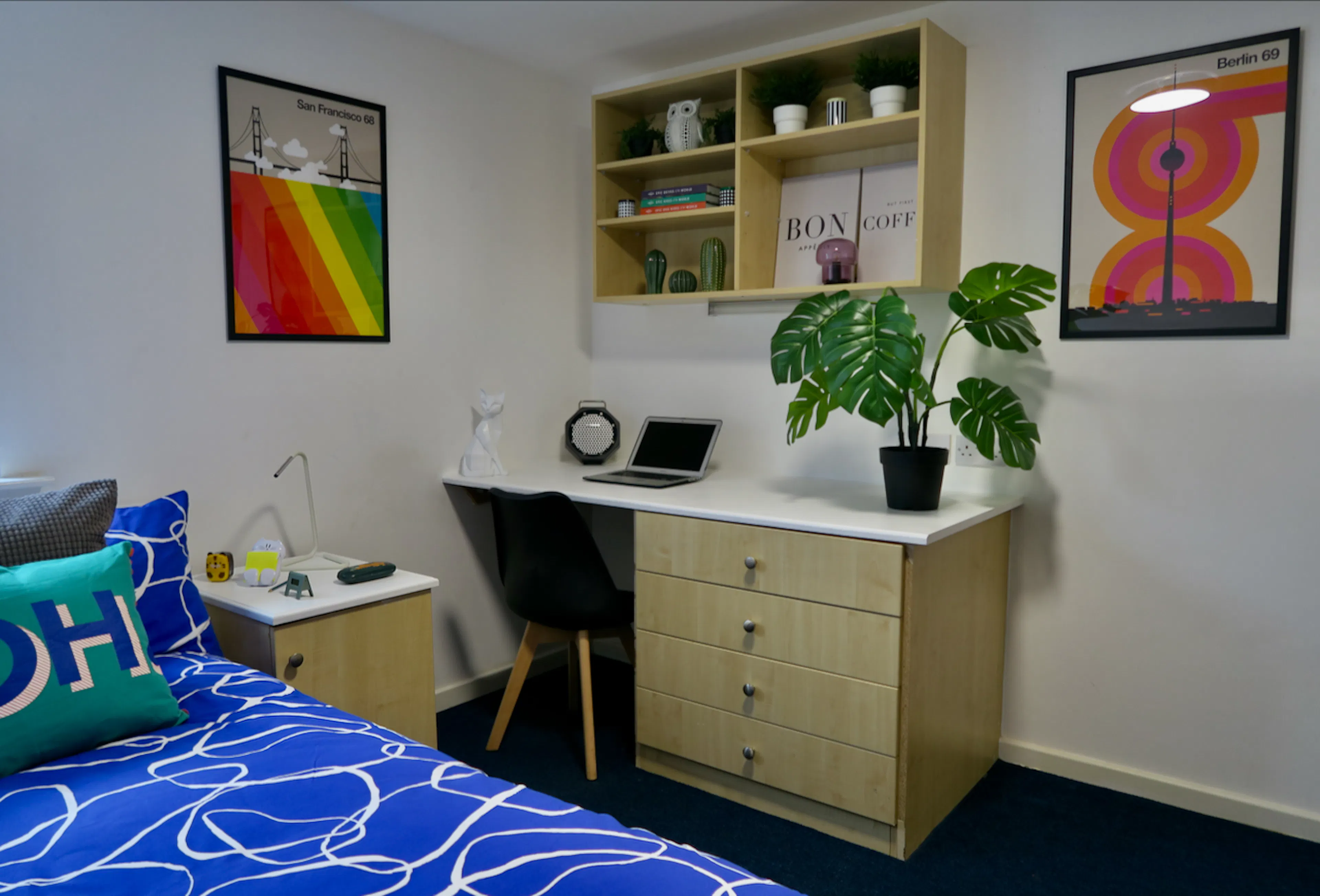 Large Double ROOM 1
