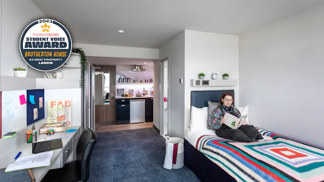 Sapphire Studio room image 1