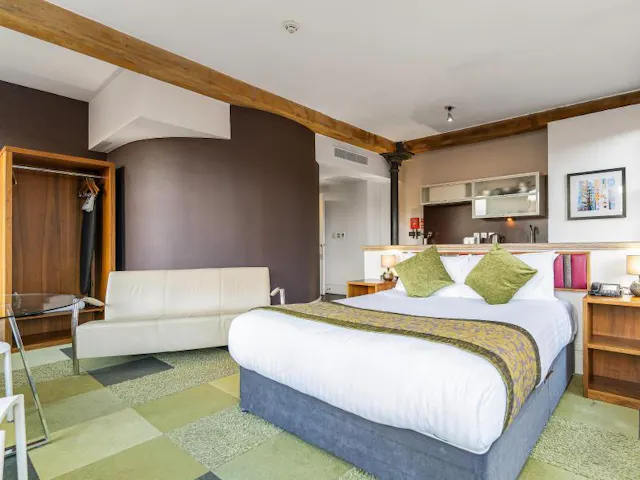 Liberty Suite room image 1