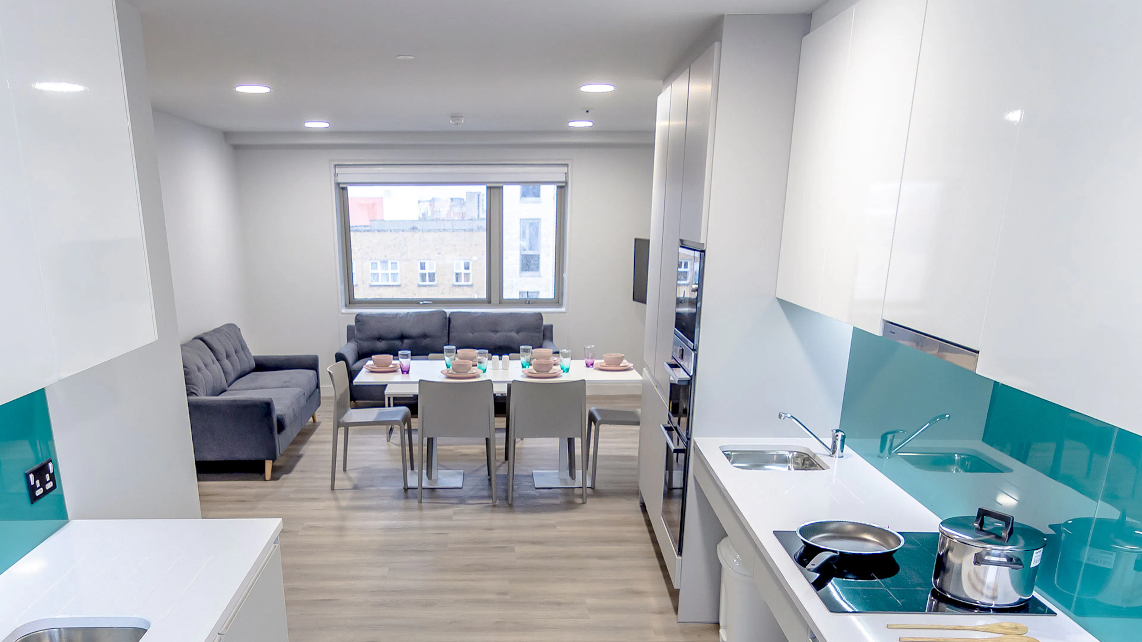 Liffey Room KITCHEN 4