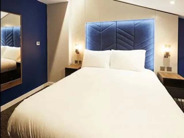 Loft Suite with River View room image 1