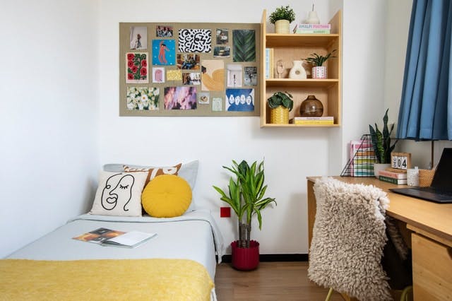 ewen-henderson-court-london-Ensuite Large Standard Single