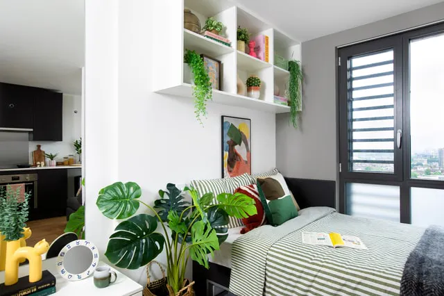 Studio Large High Double room image 1