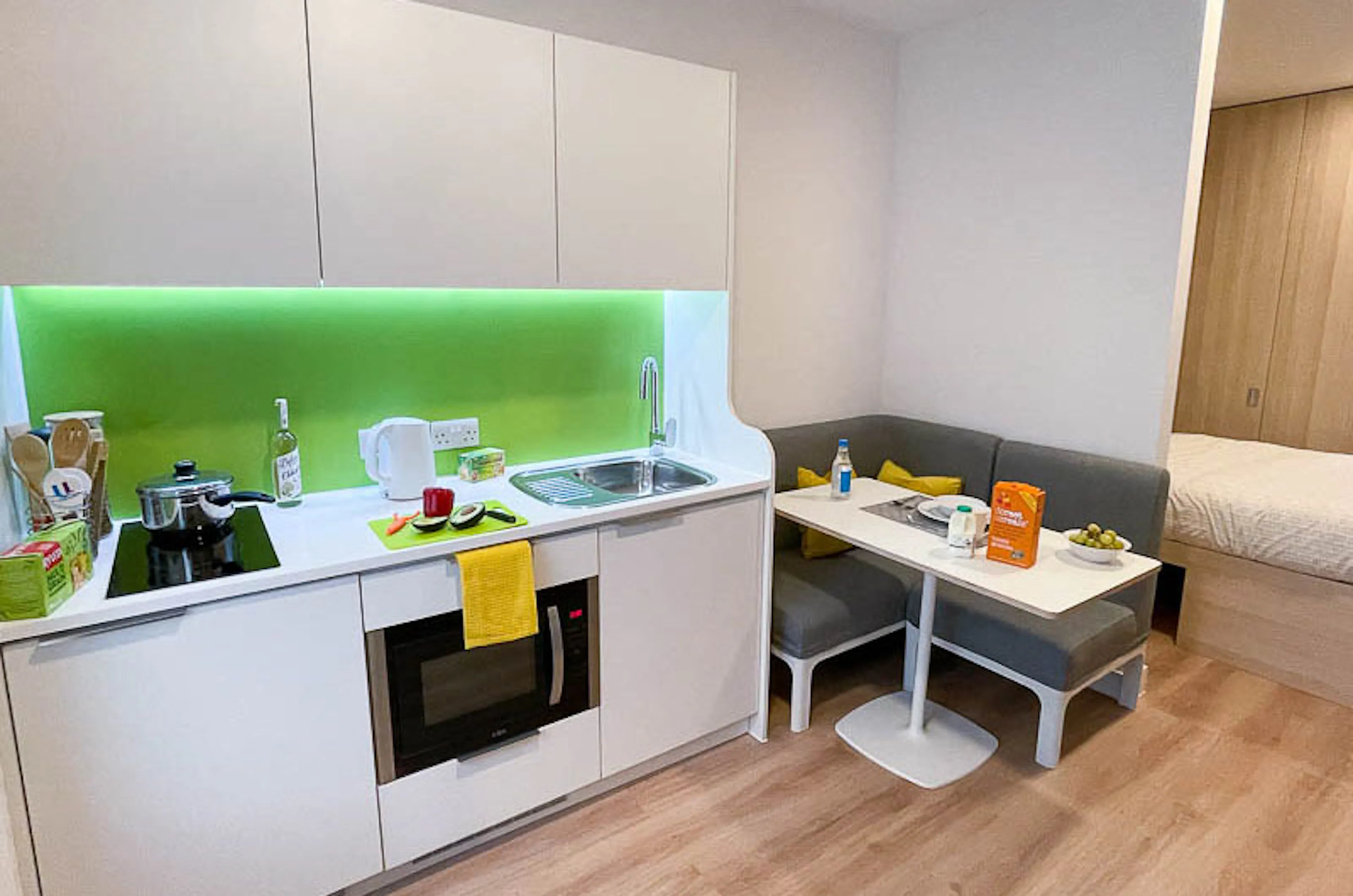 Luxury Plus Studio KITCHEN 1