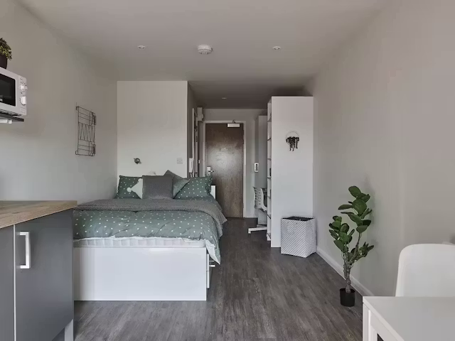 bank-southampton-Luxury Studio-1