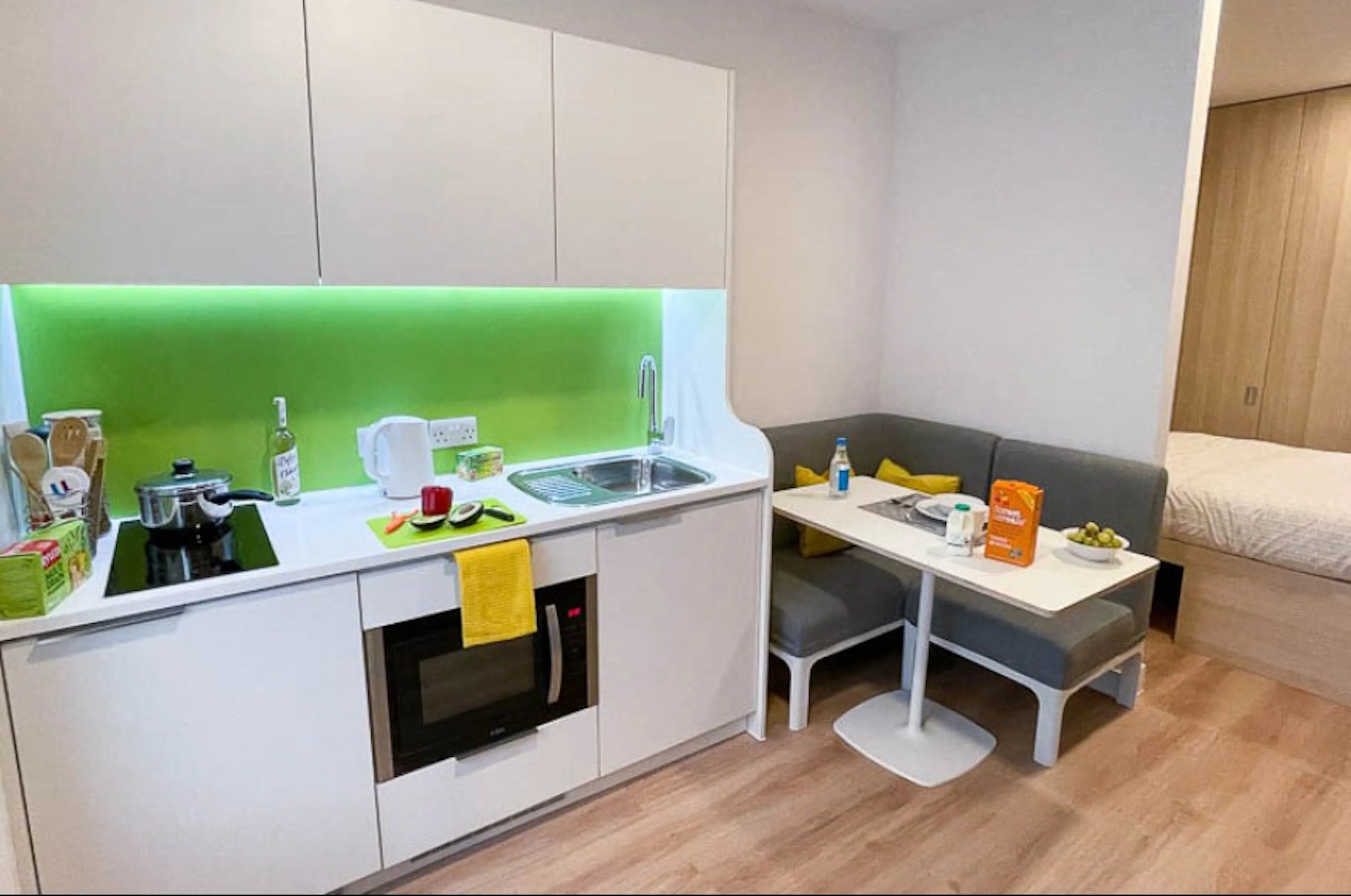 Luxury Plus Studio KITCHEN 1