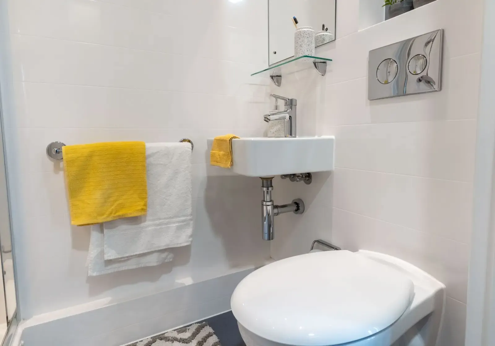 Silver En Suite
