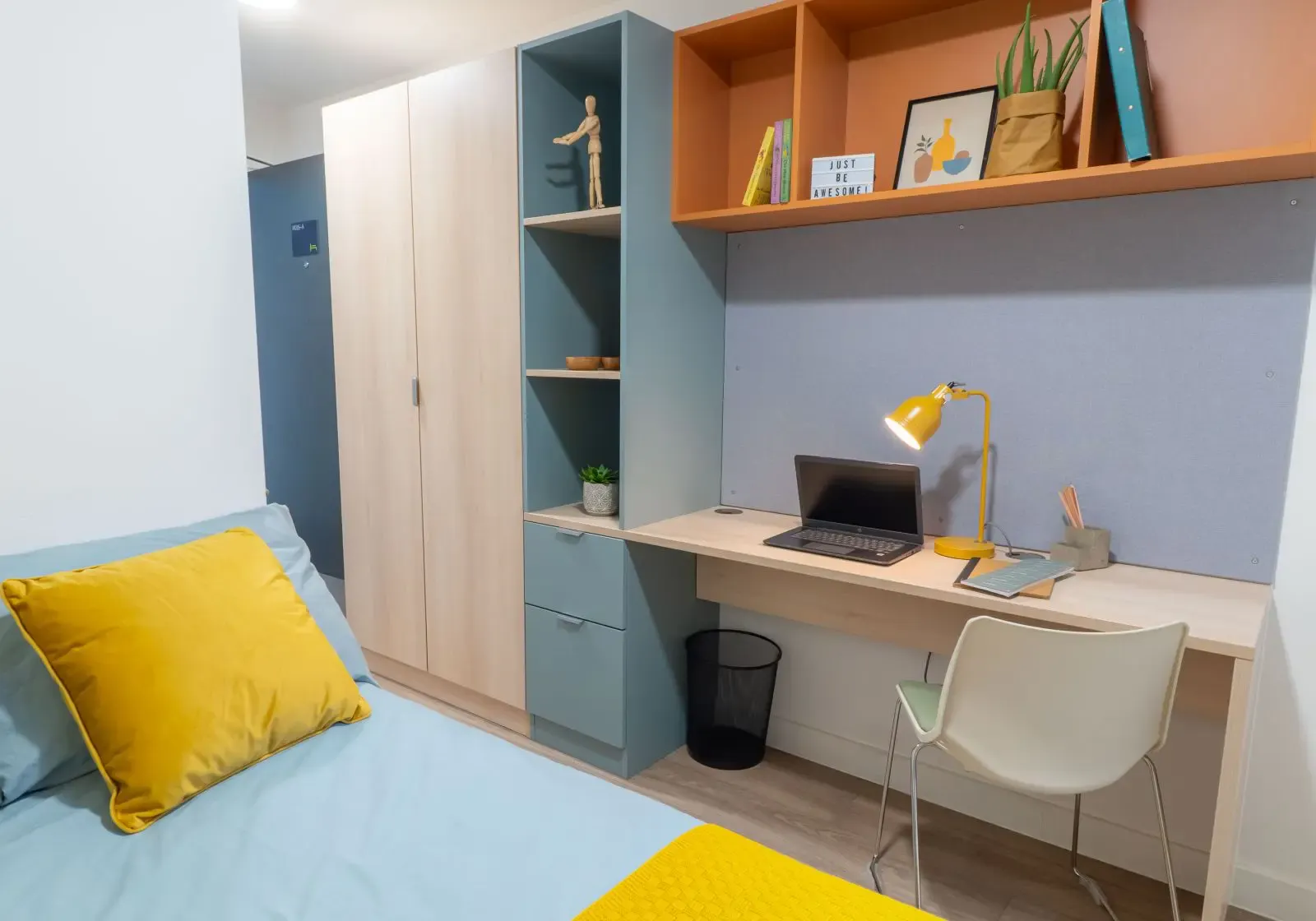 Silver En Suite