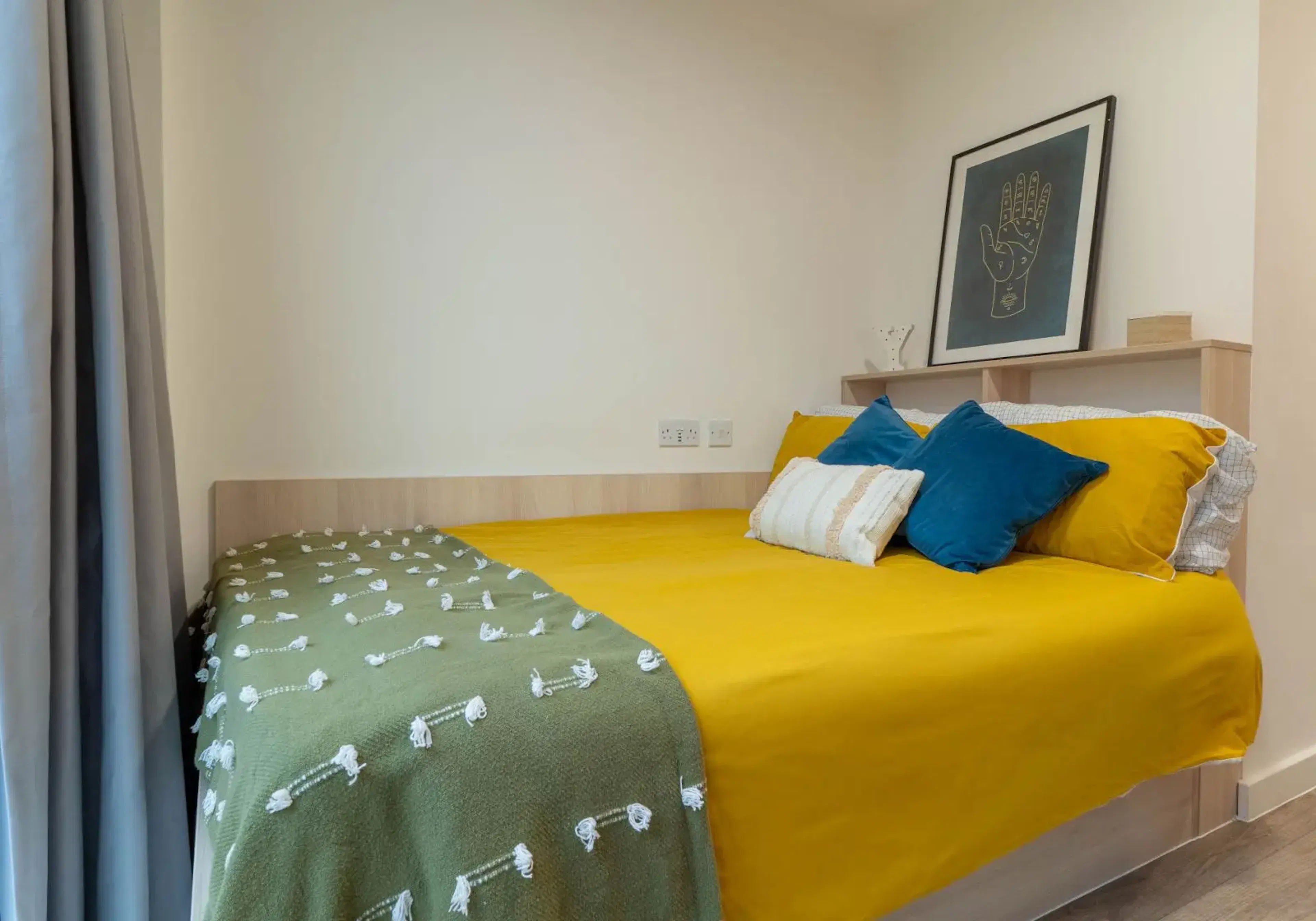 Bronze En Suite Plus ROOM 1