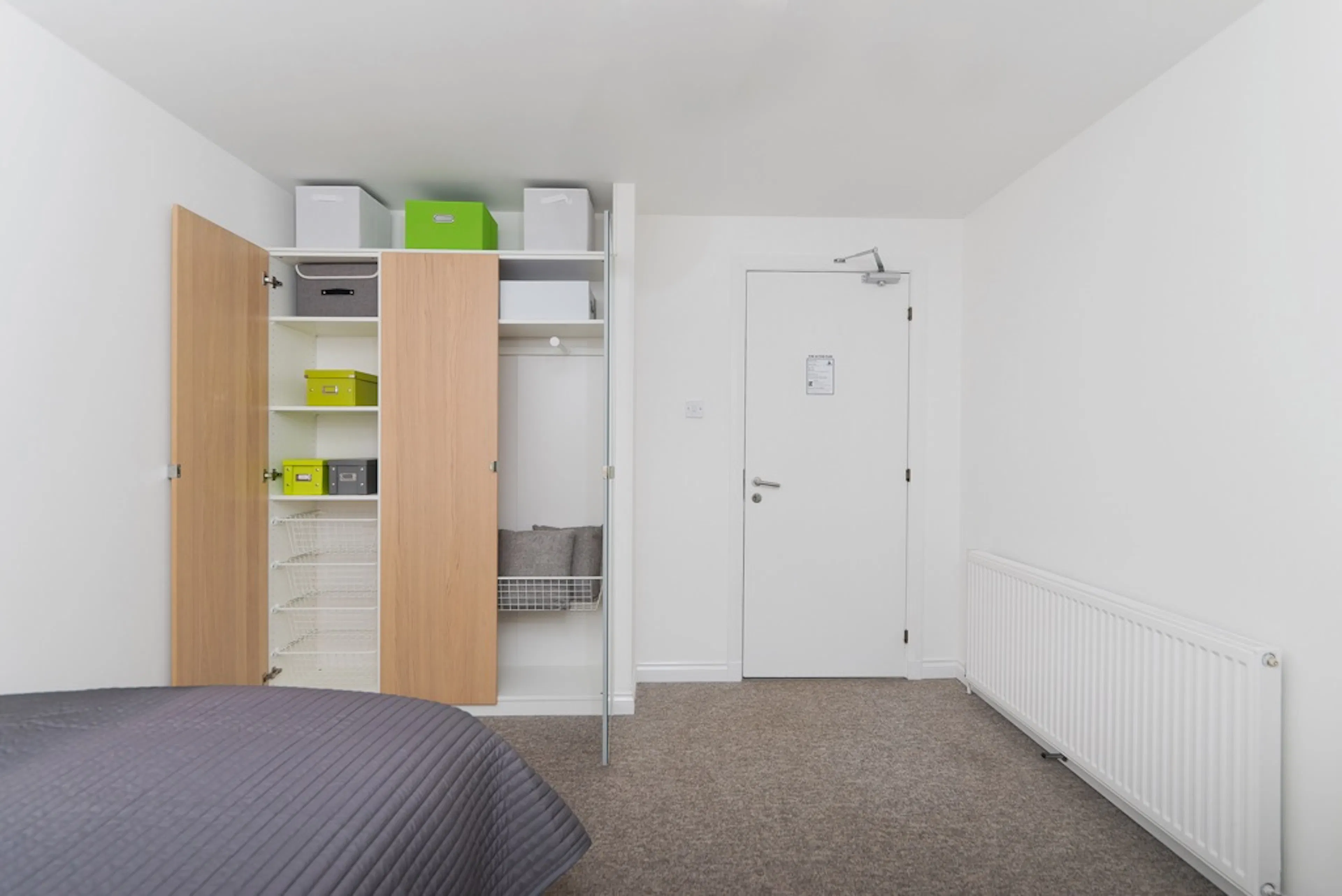 ROOM ROOM 3