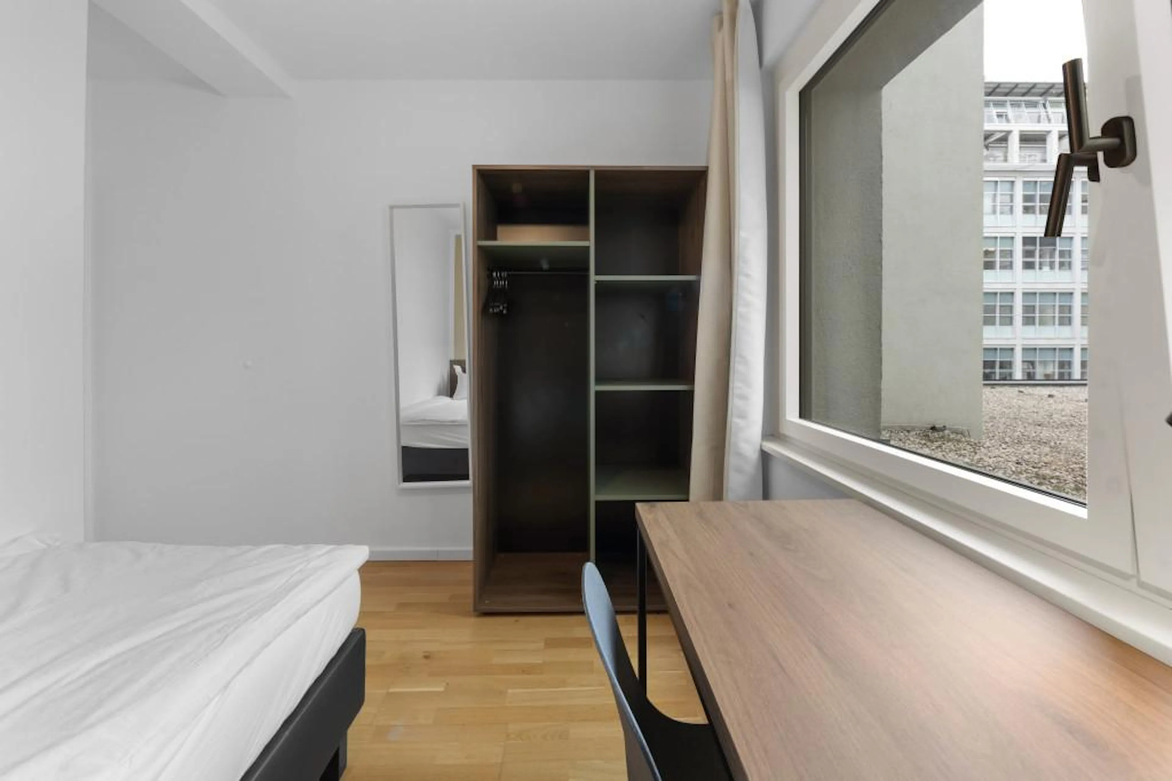 Private Room (MO.21.7) ROOM 2