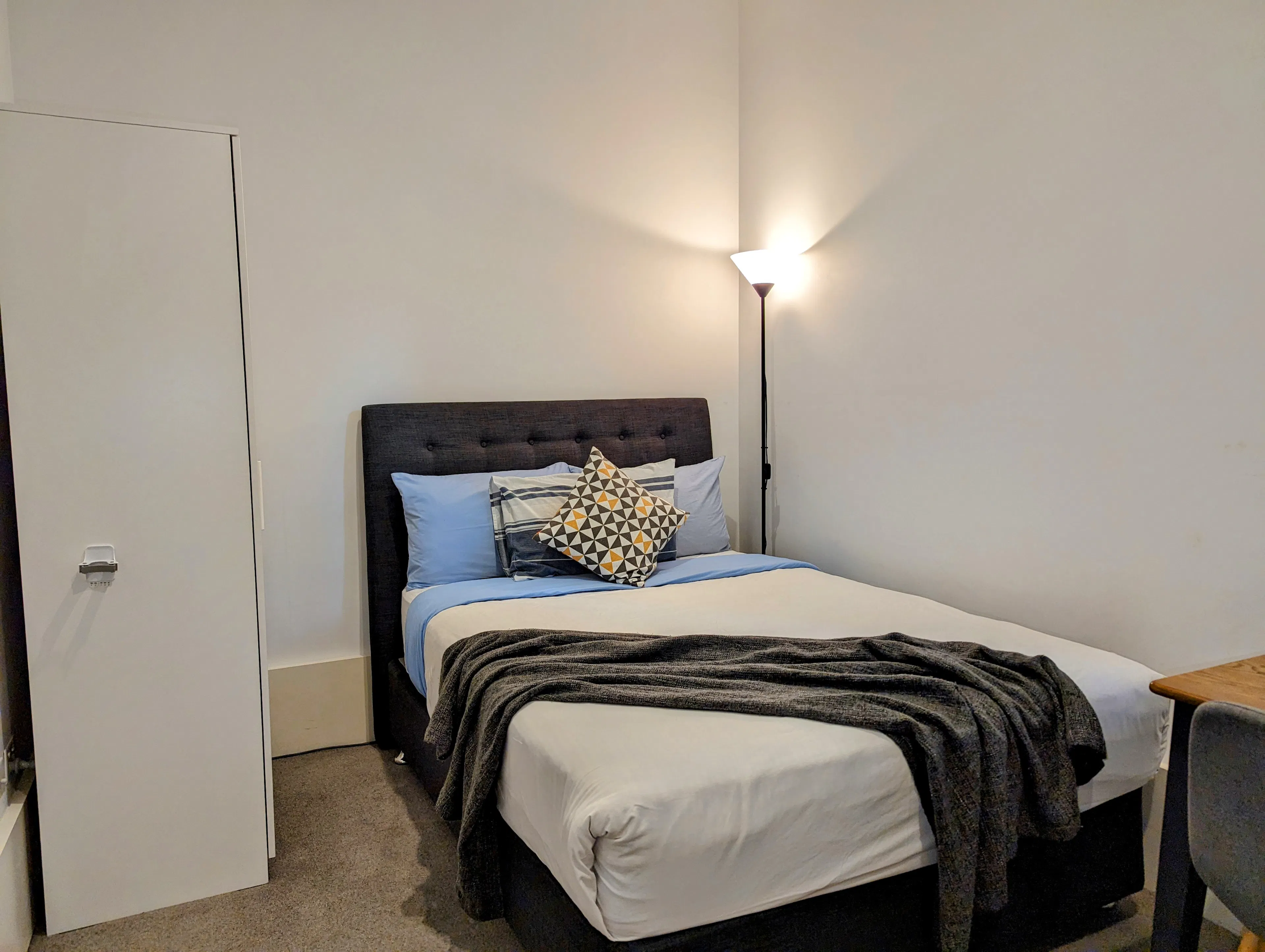 Queen Double ROOM 2