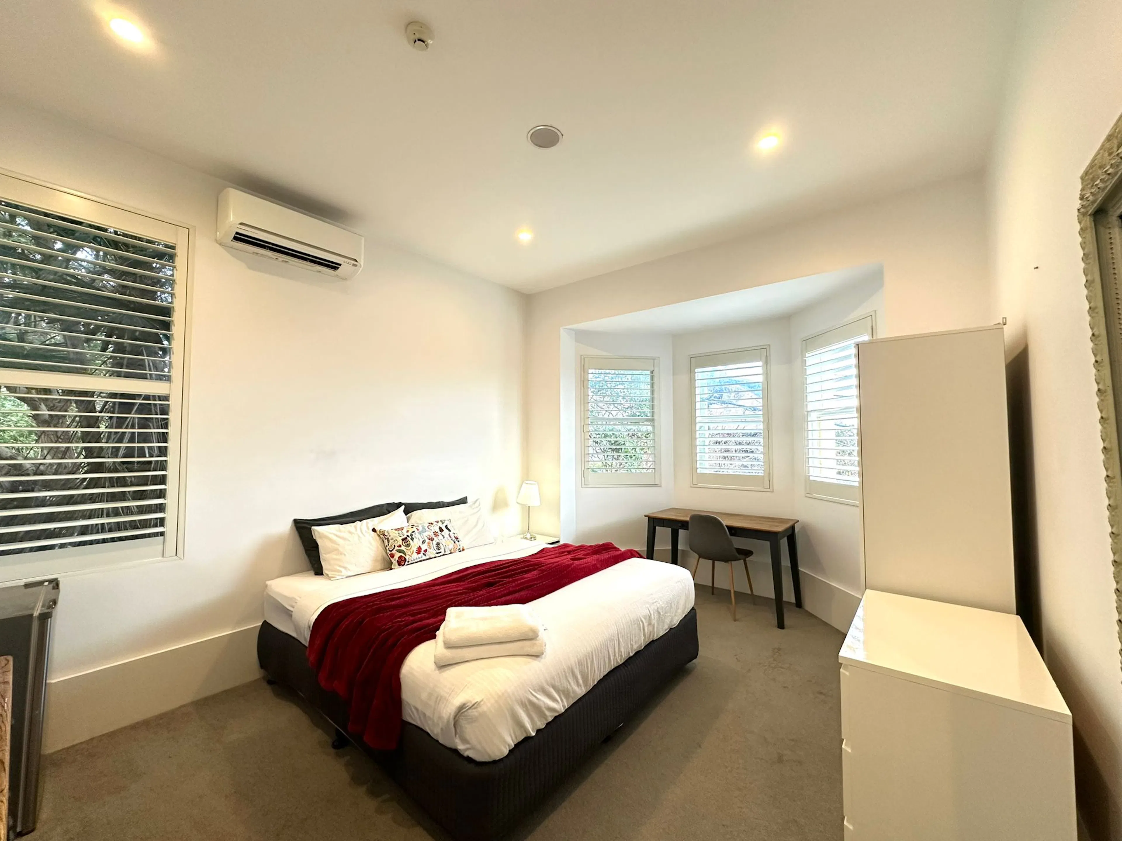 Twin Beds Or King Bed ROOM 4