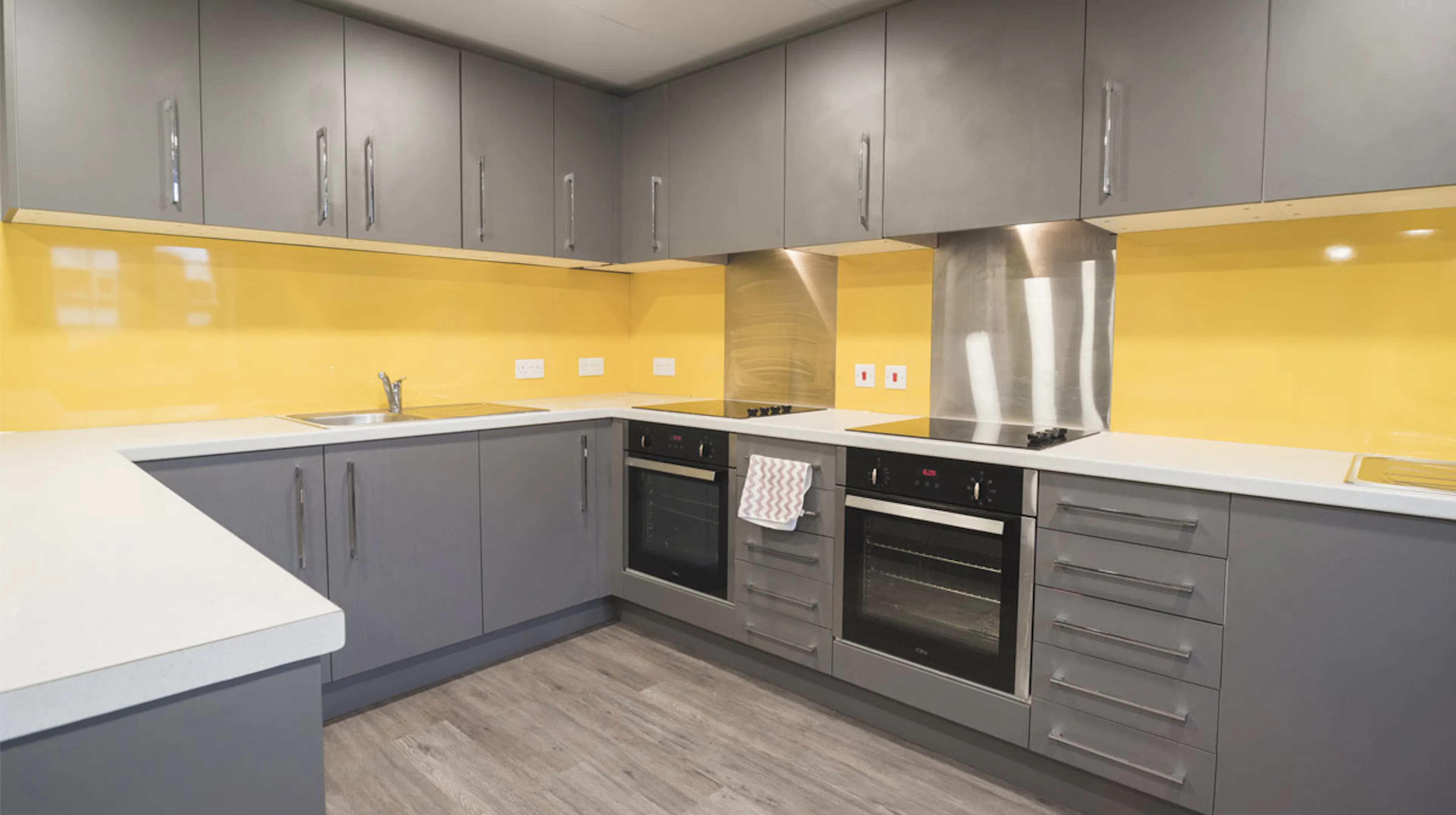 KITCHEN KITCHEN 4