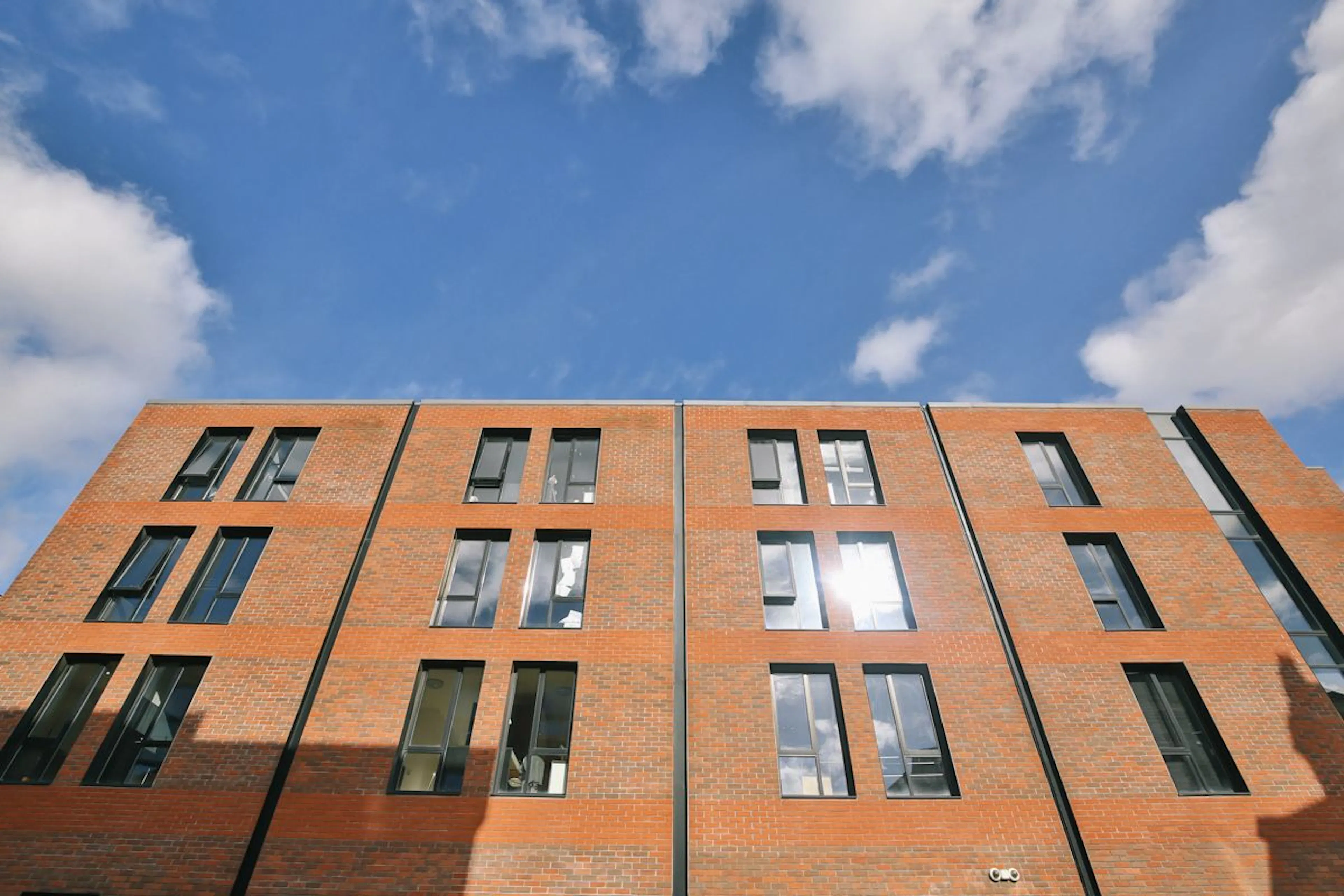 BUILDING BUILDING 1