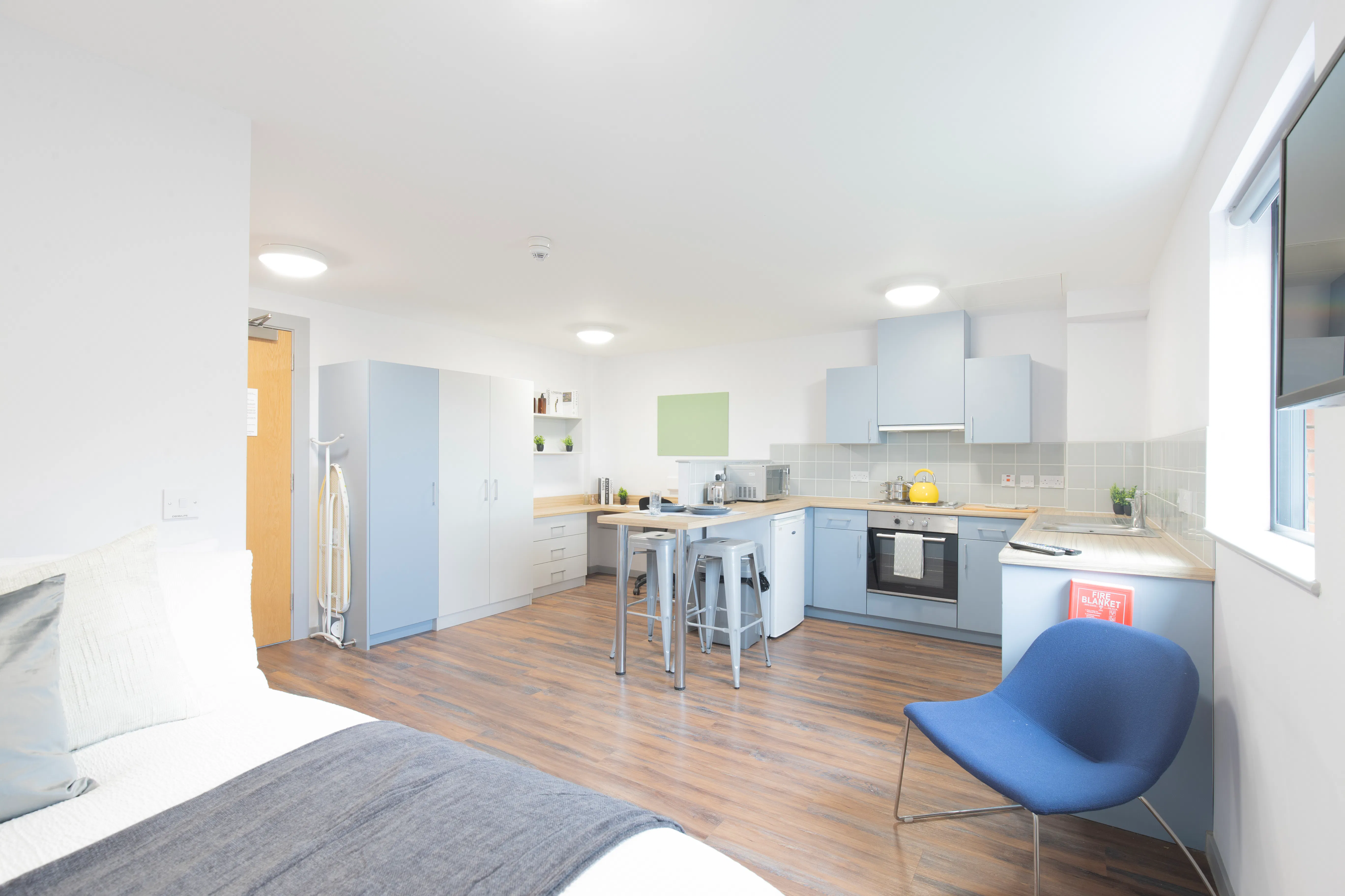 Premium Studio Marshall Court