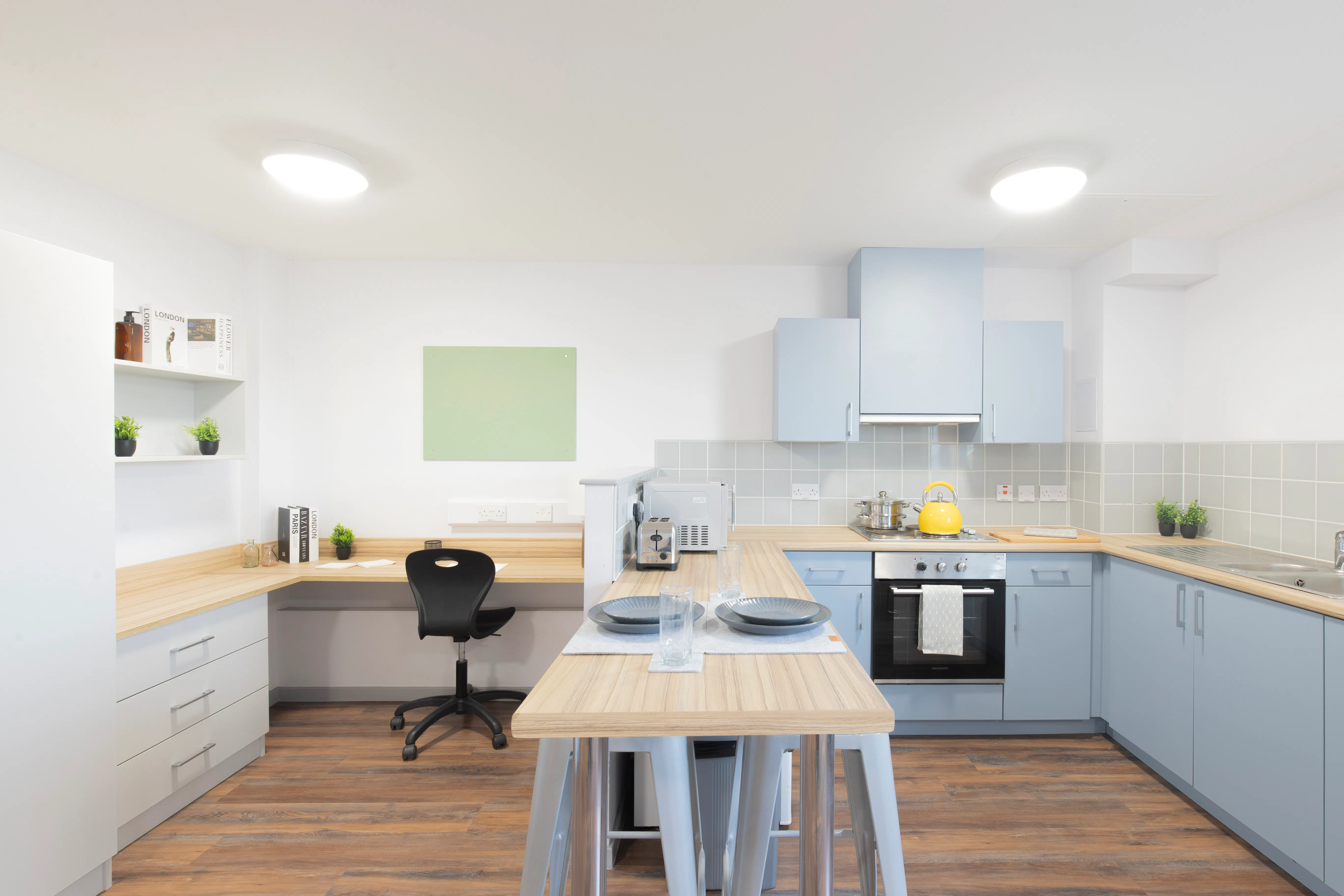 Premium Studio Marshall Court