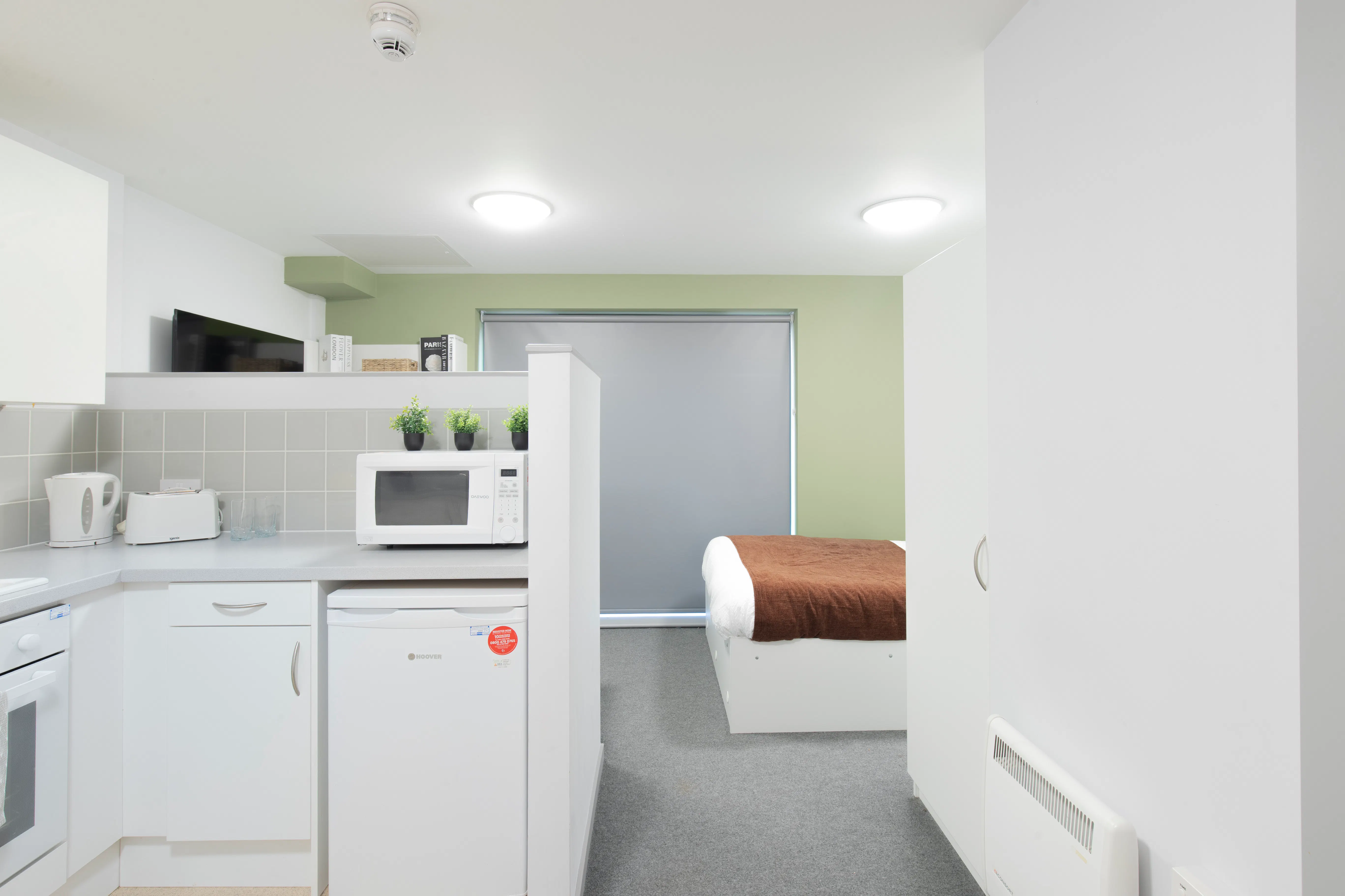 Standard Studio (Marshall court)